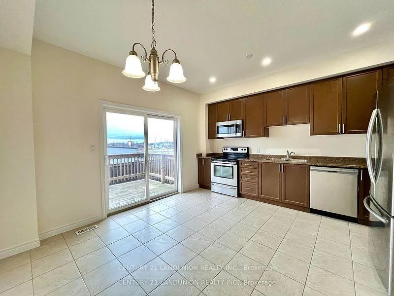 Photo 5 of 56 Bloom Crescent, Hamilton, Hannon — HOMEH