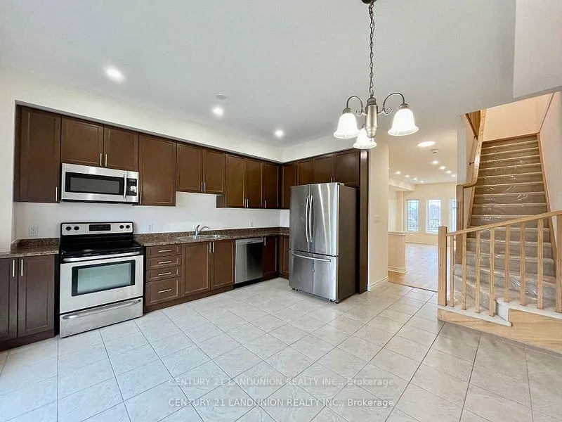 Photo 8 of 56 Bloom Crescent, Hamilton, Hannon — HOMEH