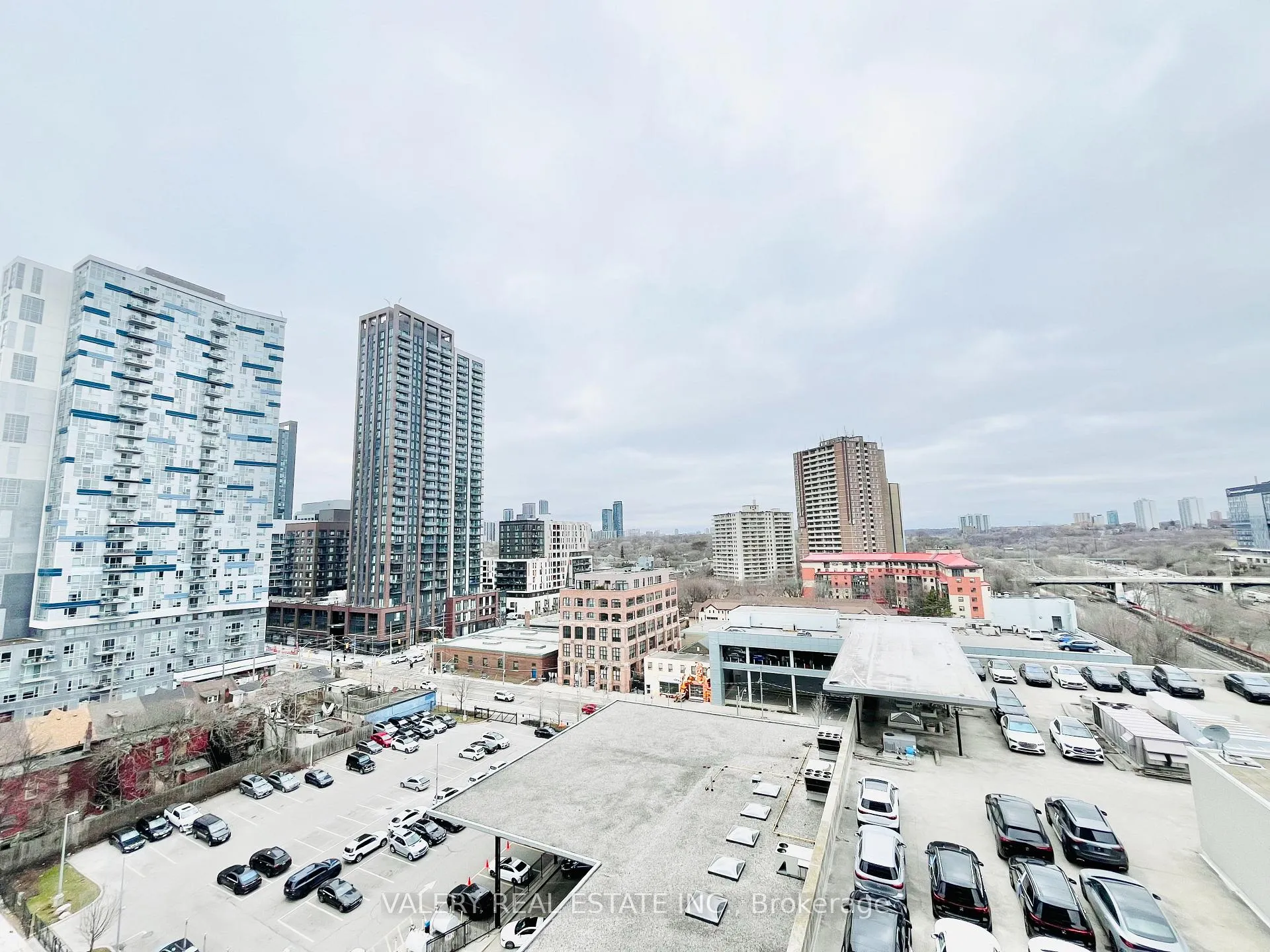 Photo 4 of 5 Defries Street, Toronto, Regent Park — HOMEH
