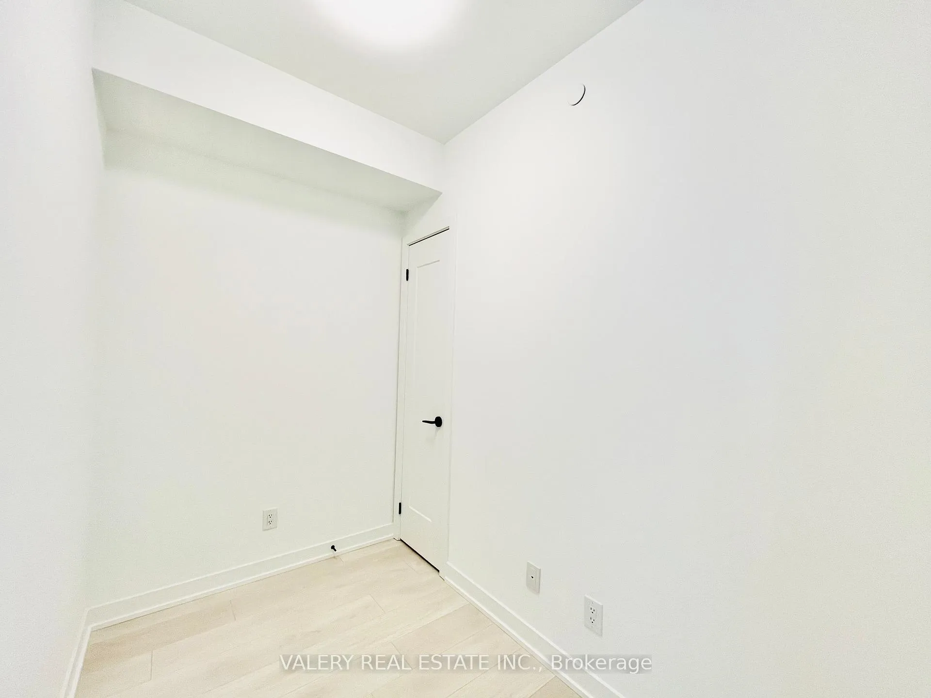 Photo 9 of 5 Defries Street, Toronto, Regent Park — HOMEH