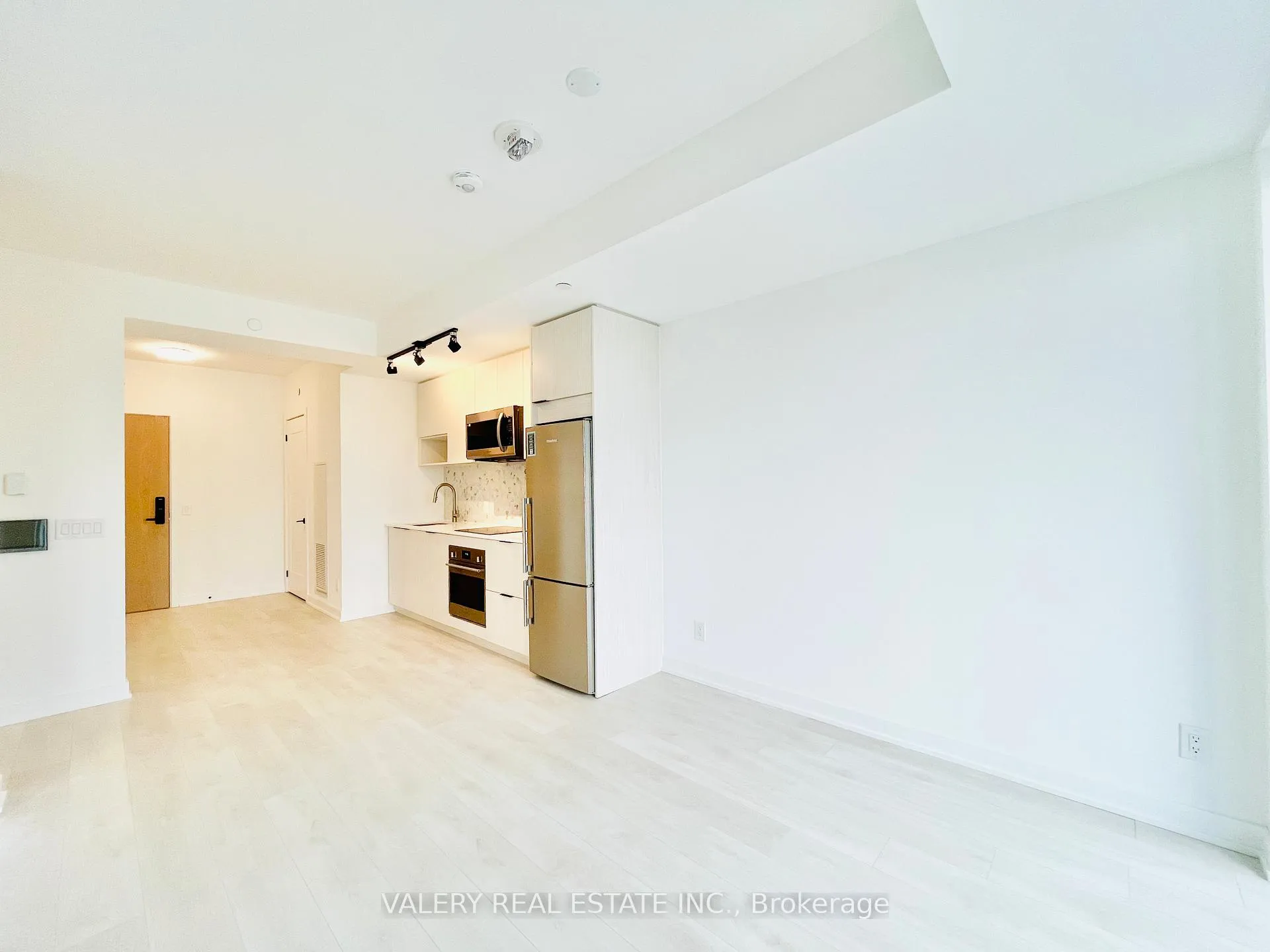 Photo 15 of 5 Defries Street, Toronto, Regent Park — HOMEH