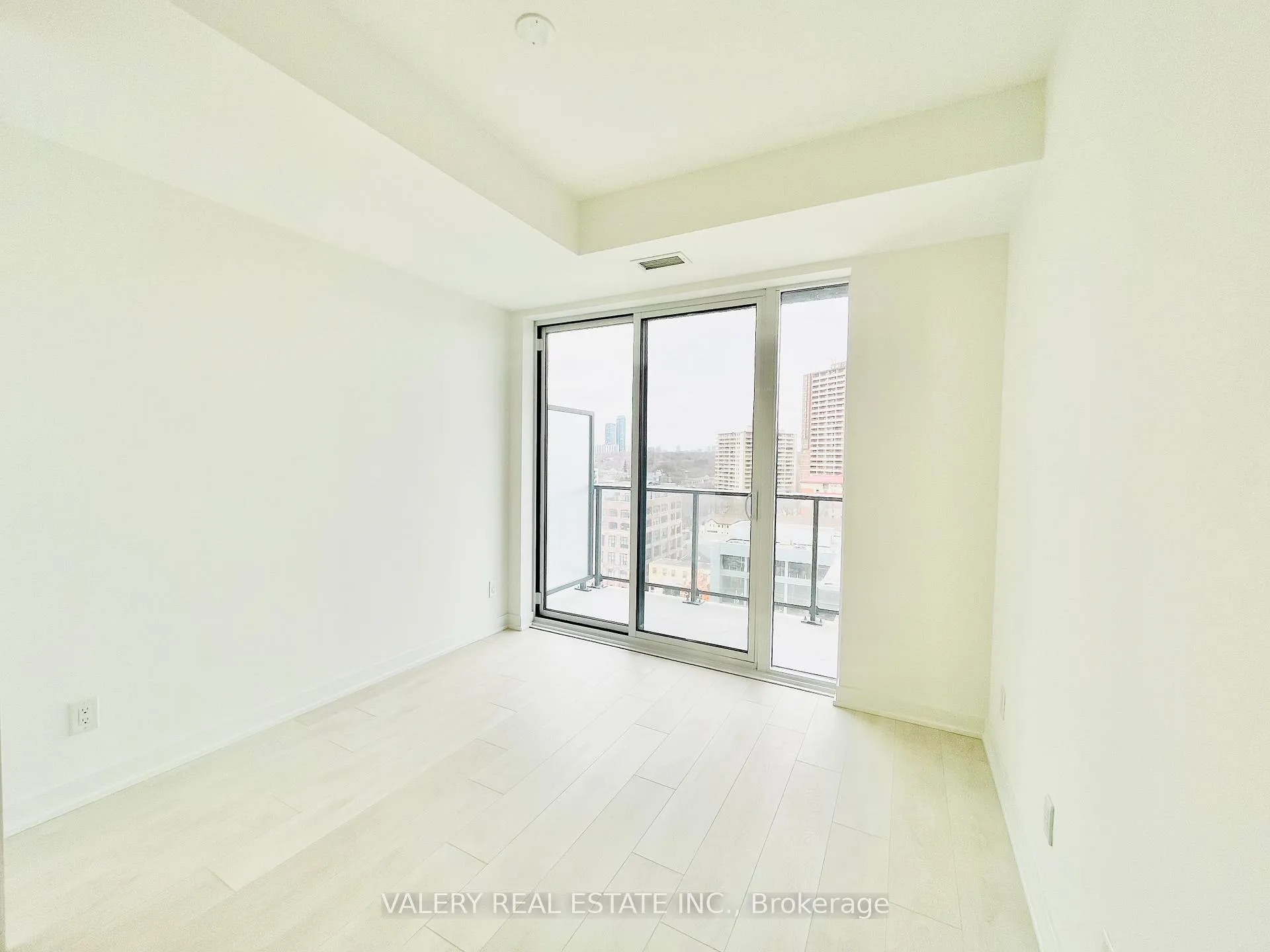 Photo 17 of 5 Defries Street, Toronto, Regent Park — HOMEH