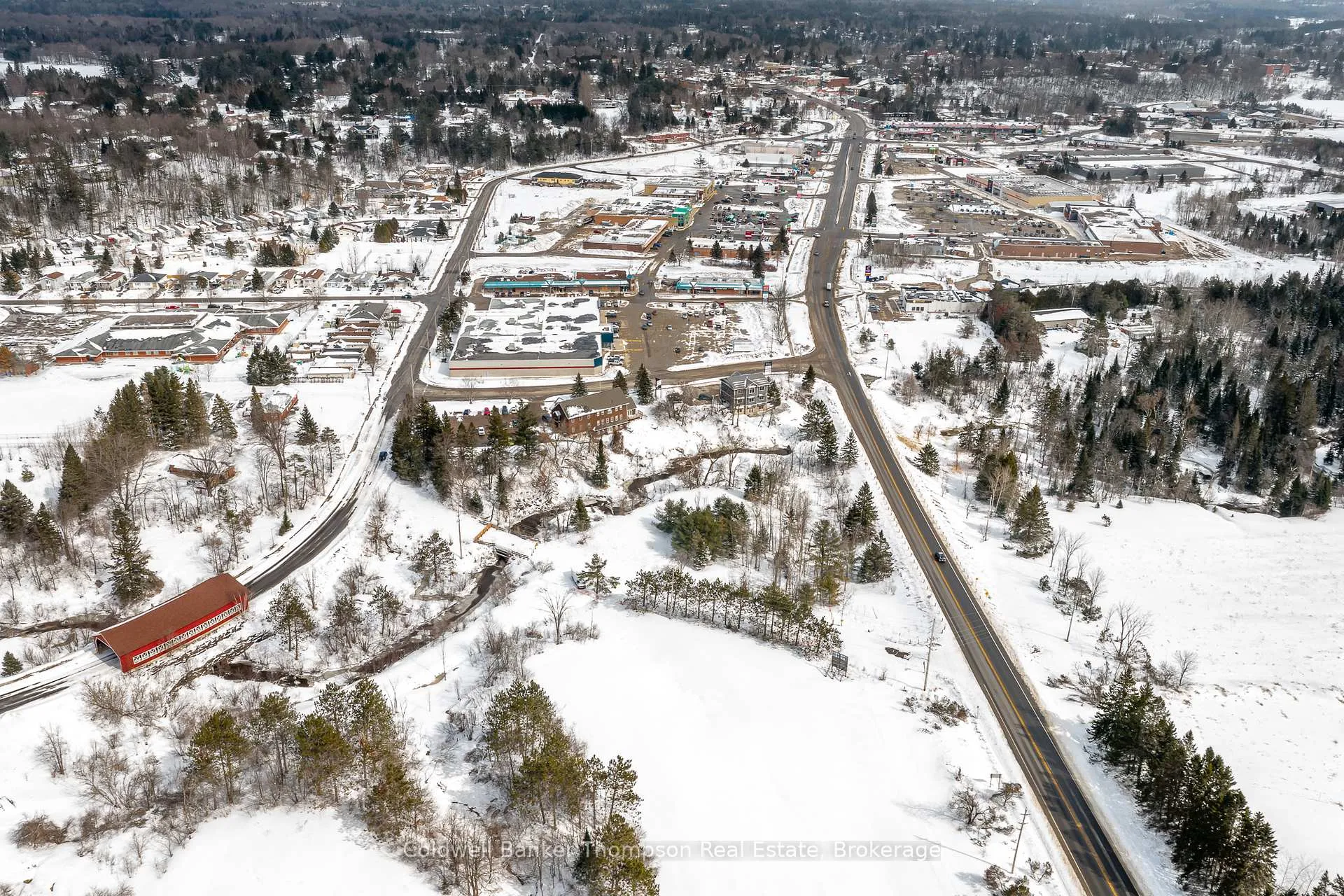 Photo 6 of 100 Balls Drive, Bracebridge, Monck (Bracebridge) — HOMEH