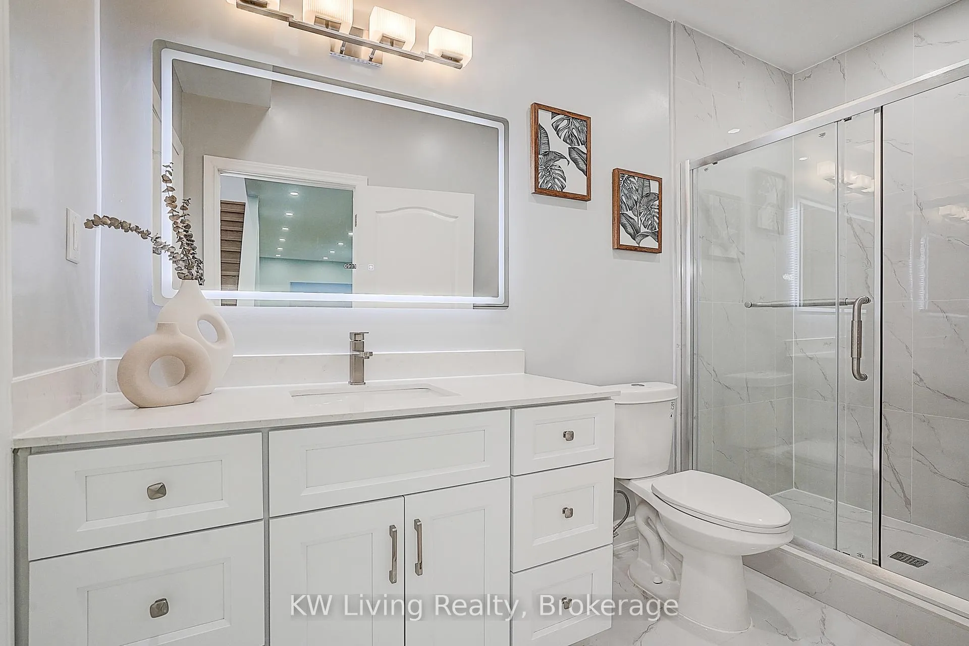 Photo 27 of 15 Farley Circle, Georgina, Historic Lakeshore Communities — HOMEH