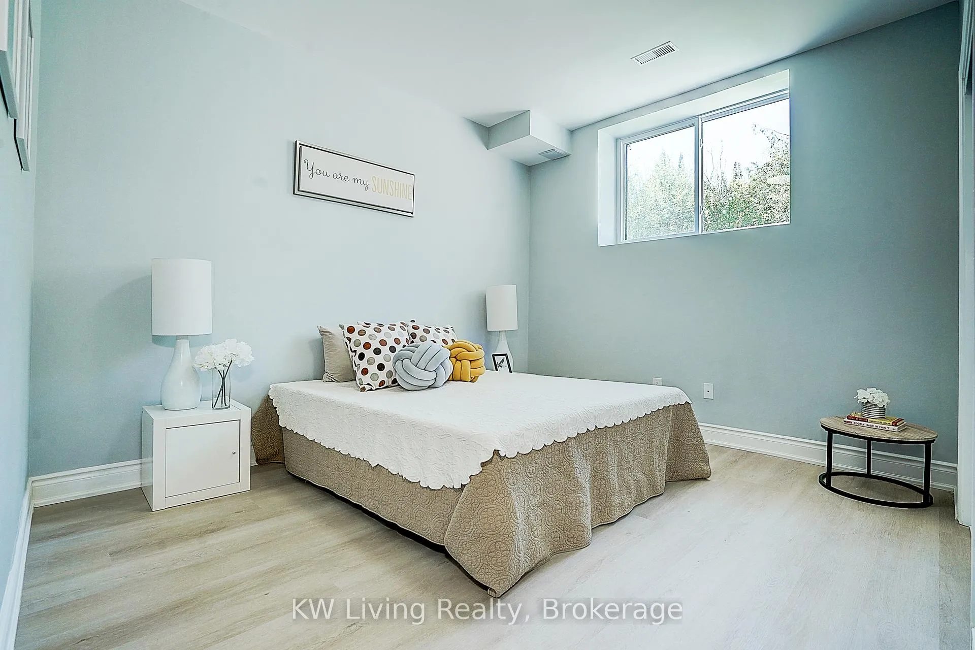 Photo 28 of 15 Farley Circle, Georgina, Historic Lakeshore Communities — HOMEH