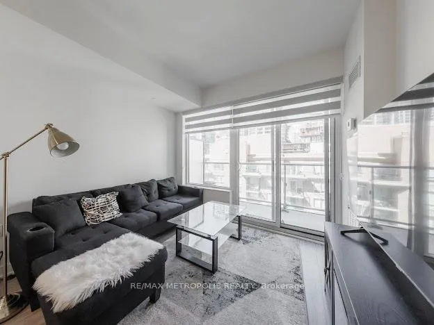 Photo 12 of Unit 711, 195 Redpath Avenue, Toronto, Mount Pleasant West — HOMEH