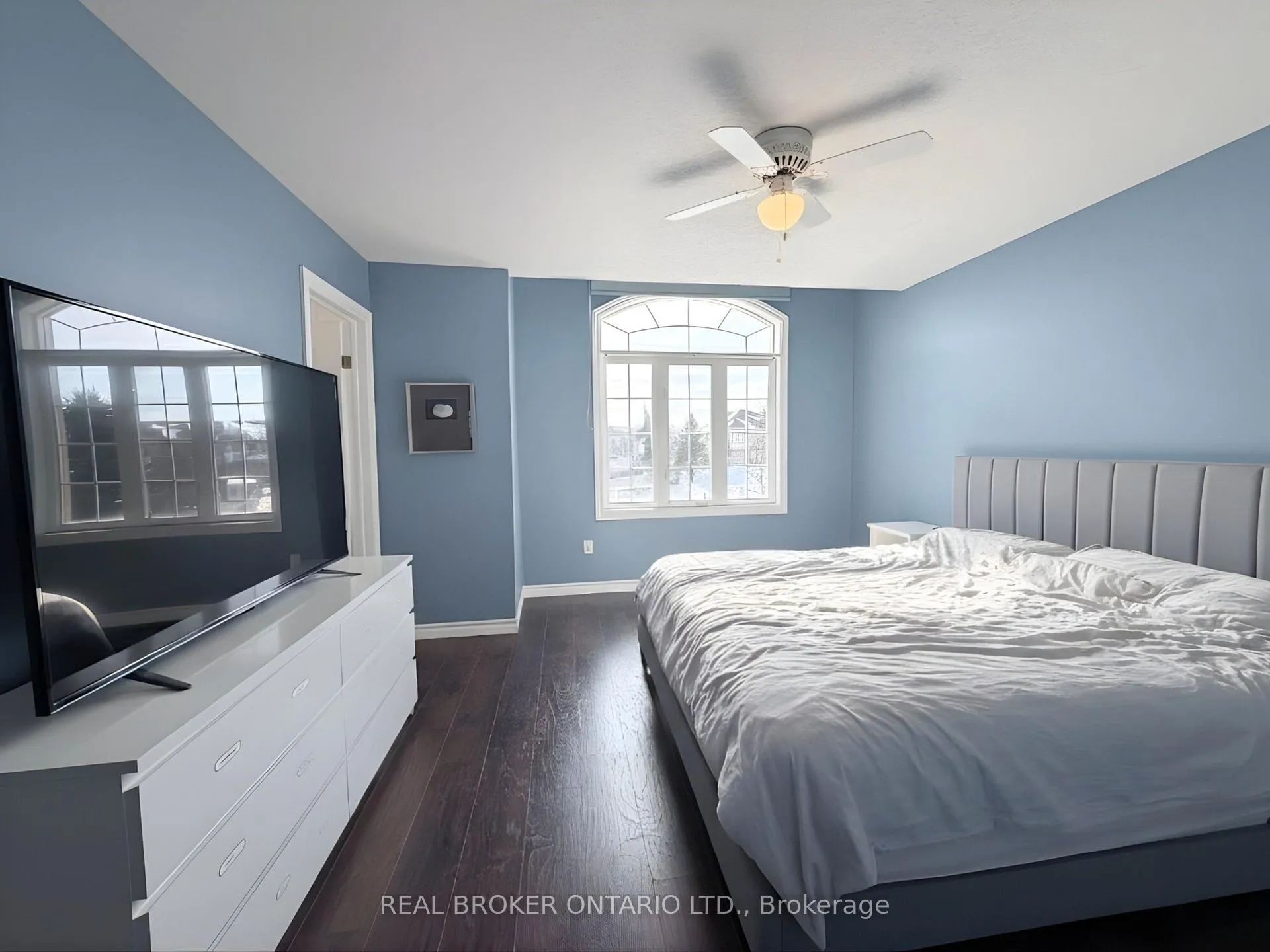 Photo 4 of Unit 9, 99 Panabaker Drive, Hamilton, Ancaster — HOMEH