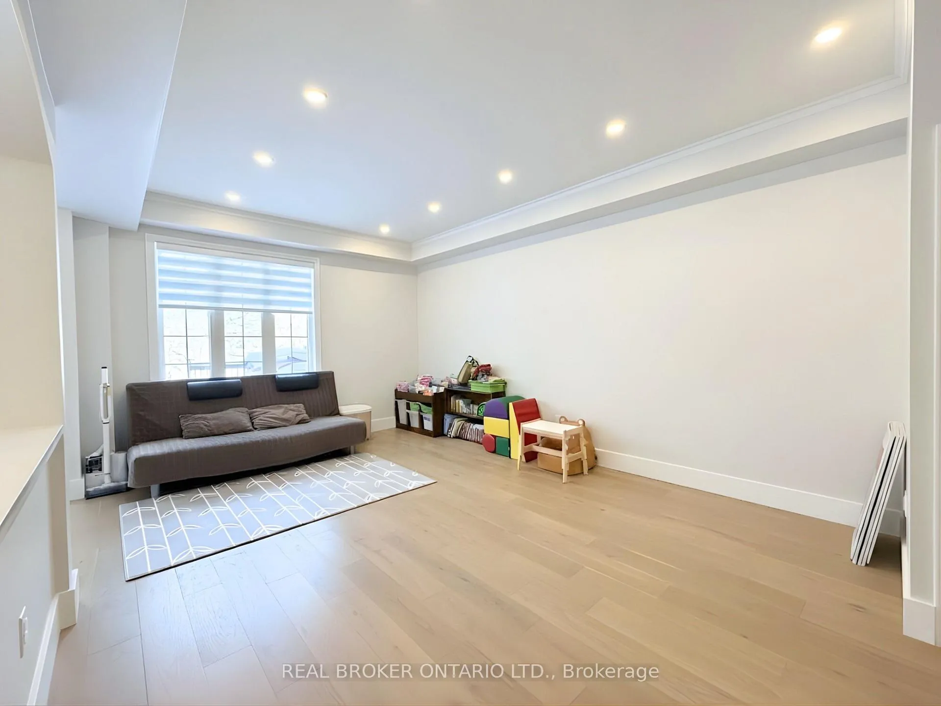 Photo 35 of Unit 9, 99 Panabaker Drive, Hamilton, Ancaster — HOMEH