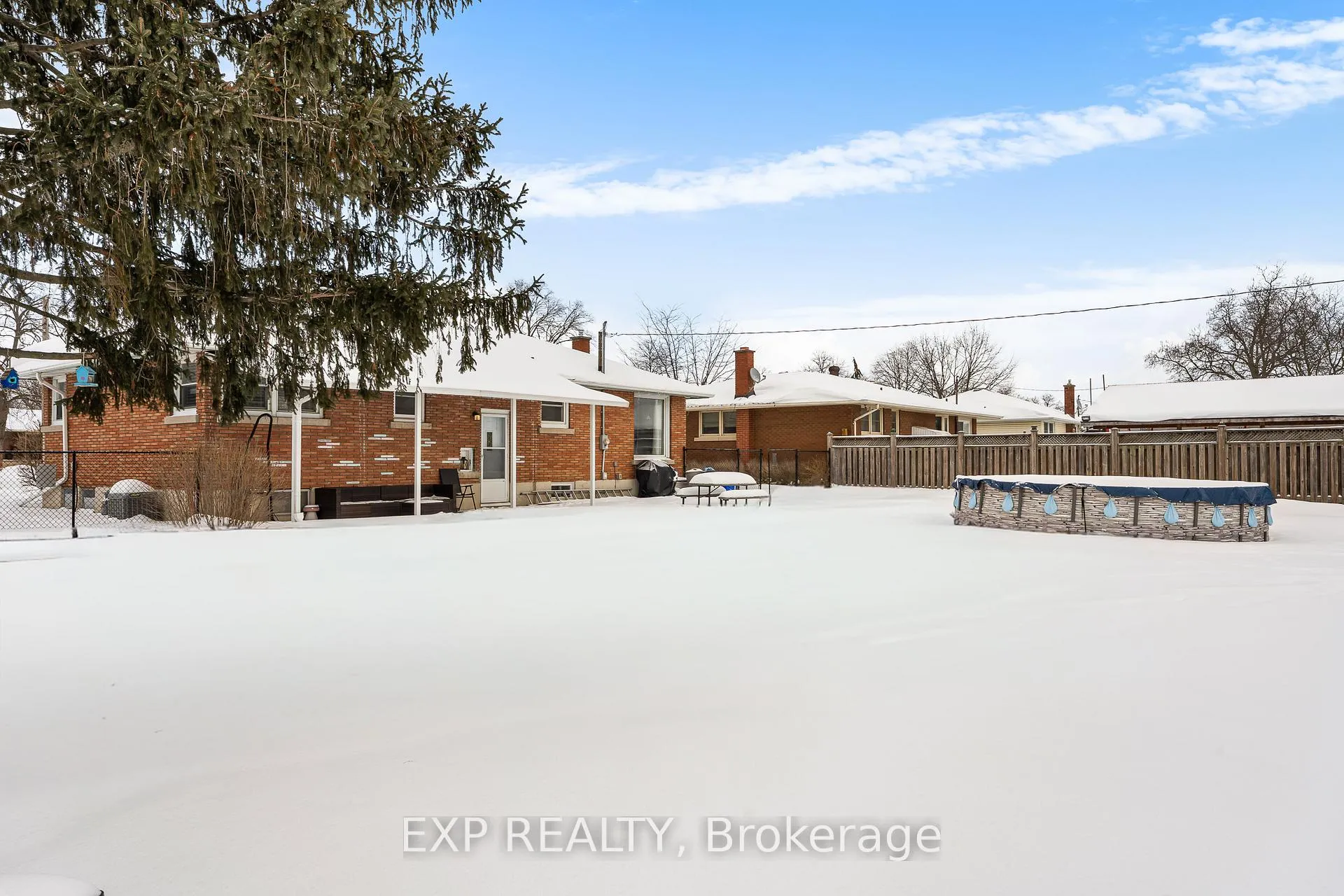 Photo 15 of 8857 Banting Avenue, Niagara Falls, Chippawa — HOMEH