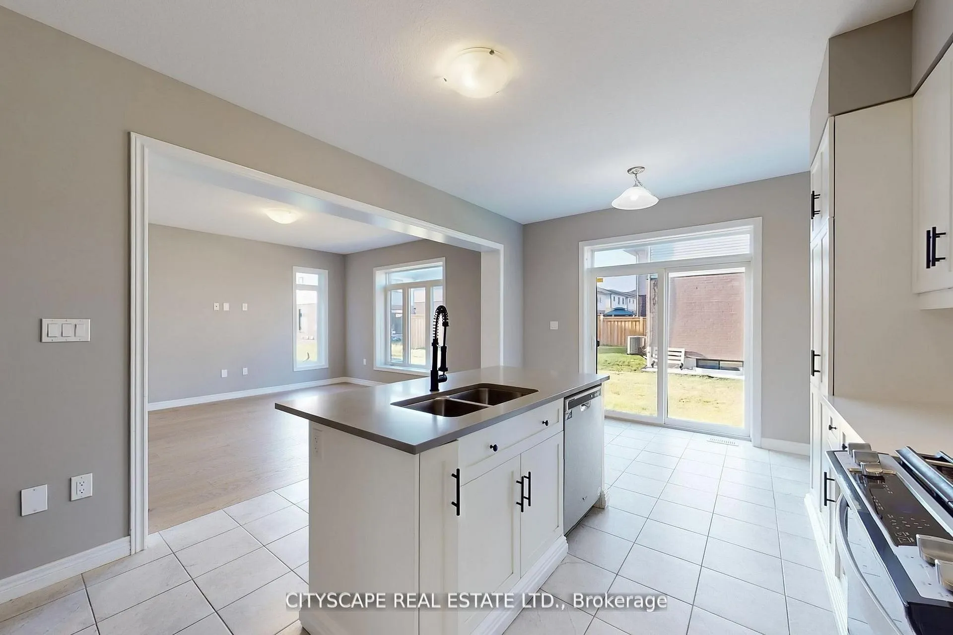 Photo 11 of 100 Tartan Avenue, Kitchener — HOMEH