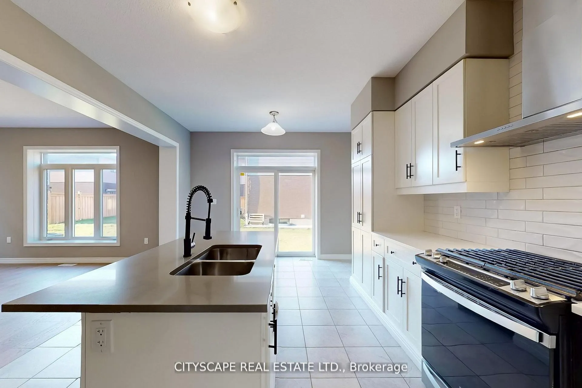 Photo 14 of 100 Tartan Avenue, Kitchener — HOMEH