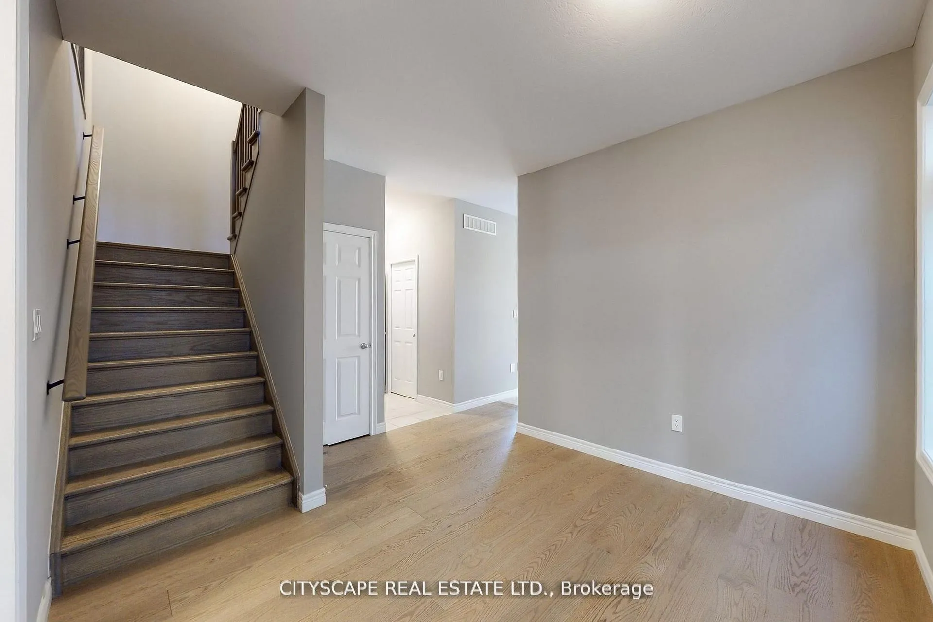 Photo 15 of 100 Tartan Avenue, Kitchener — HOMEH