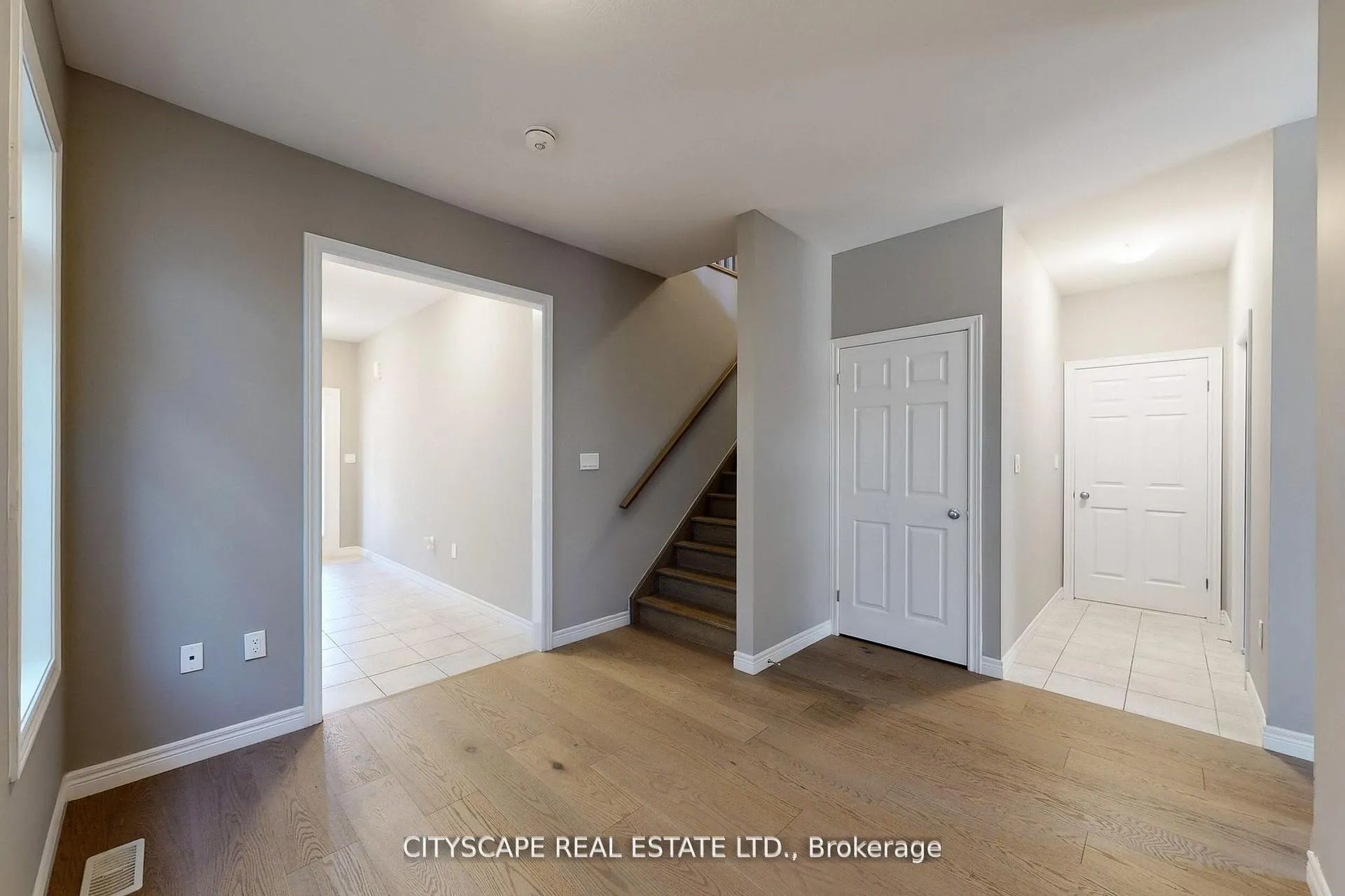 Photo 17 of 100 Tartan Avenue, Kitchener — HOMEH