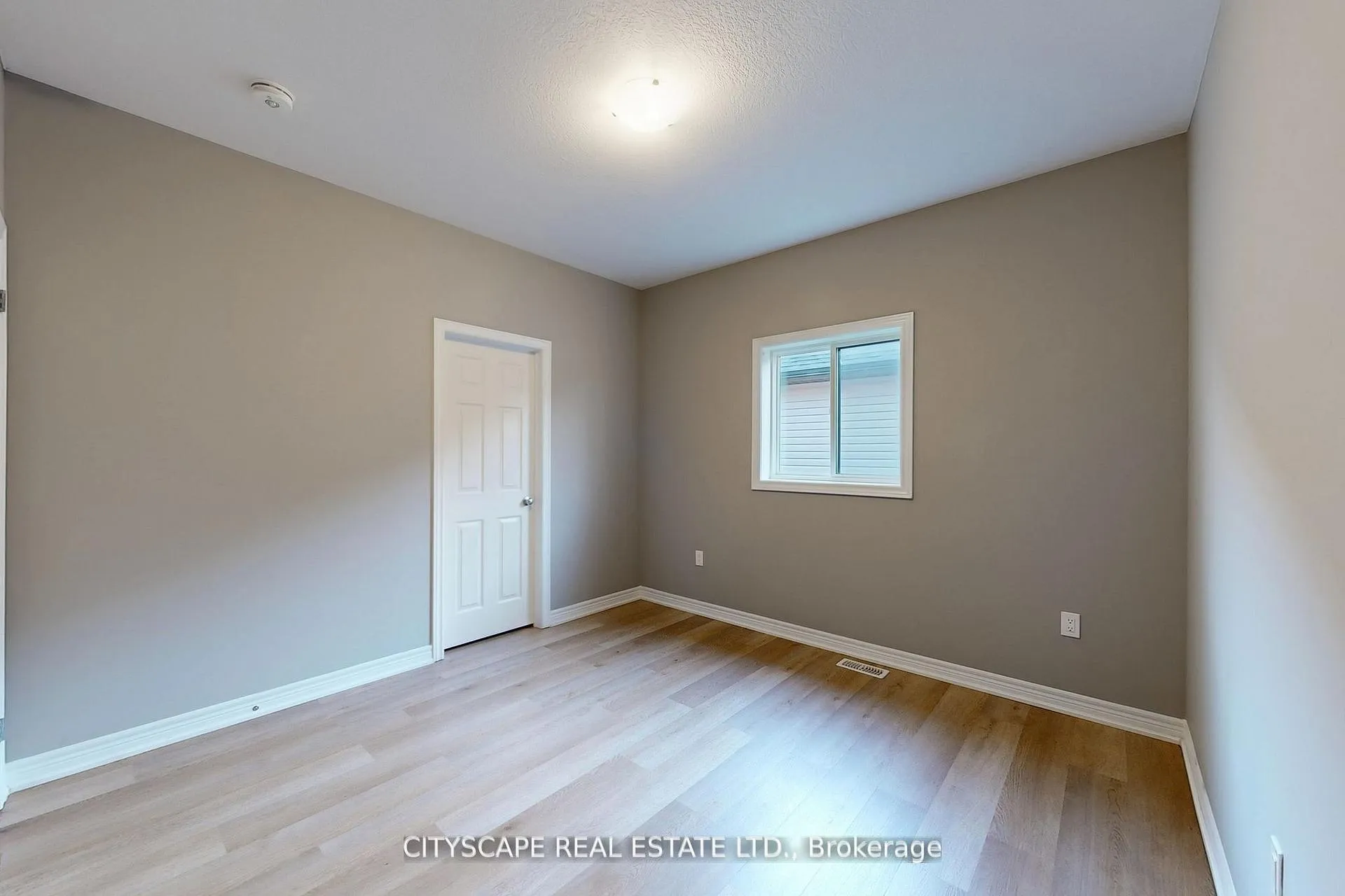 Photo 32 of 100 Tartan Avenue, Kitchener — HOMEH