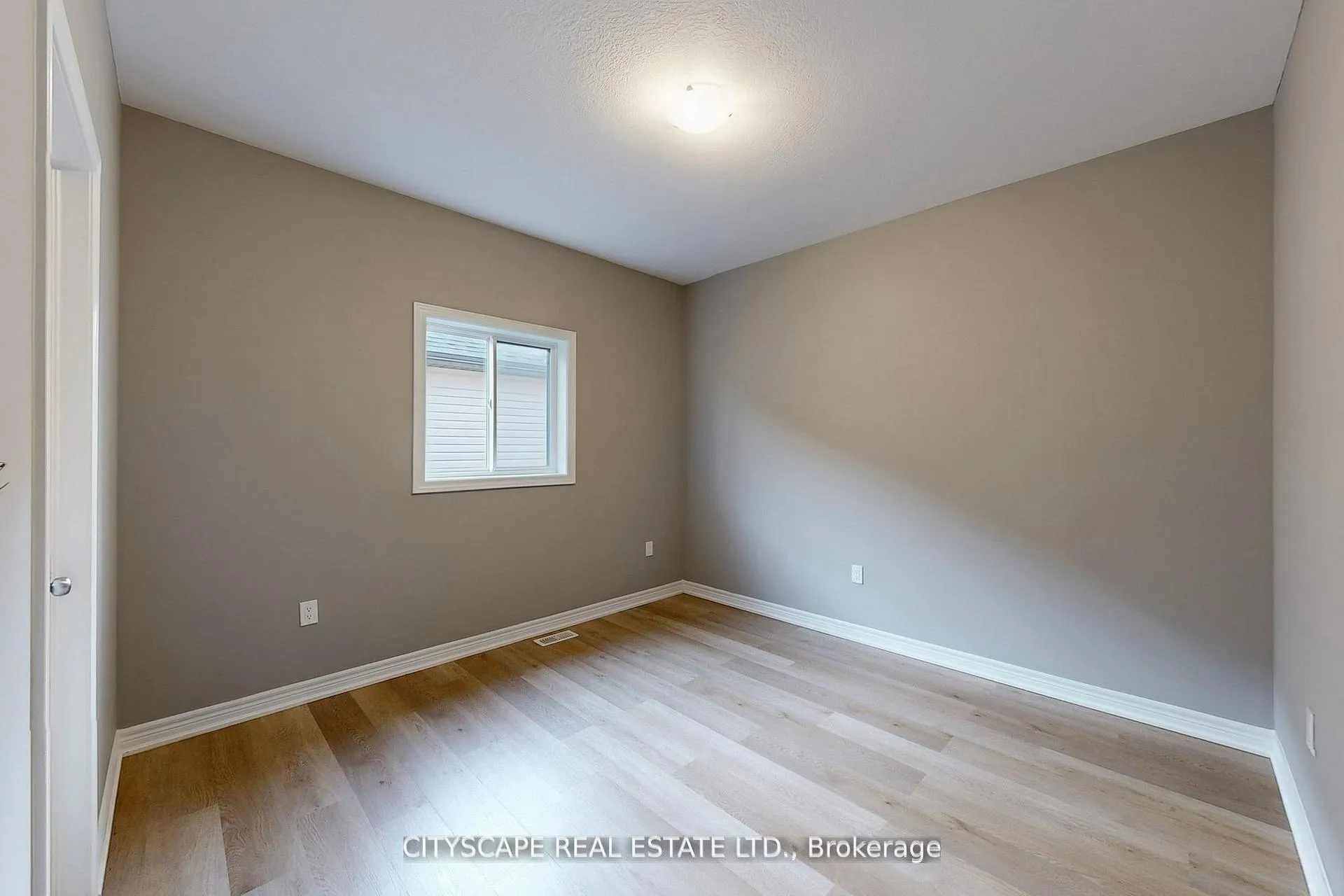 Photo 38 of 100 Tartan Avenue, Kitchener — HOMEH