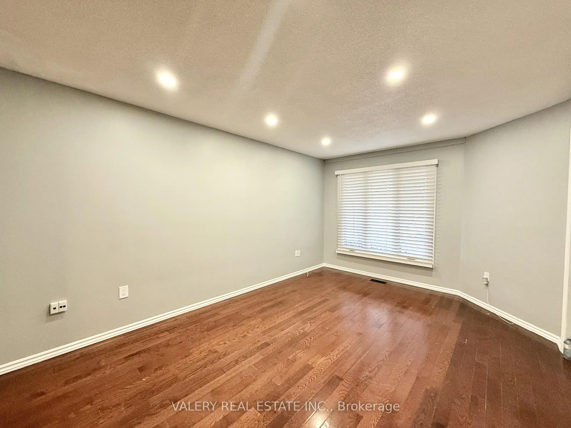 Photo 21 of Unit 1, 94 Reed Drive, Ajax, Central — HOMEH