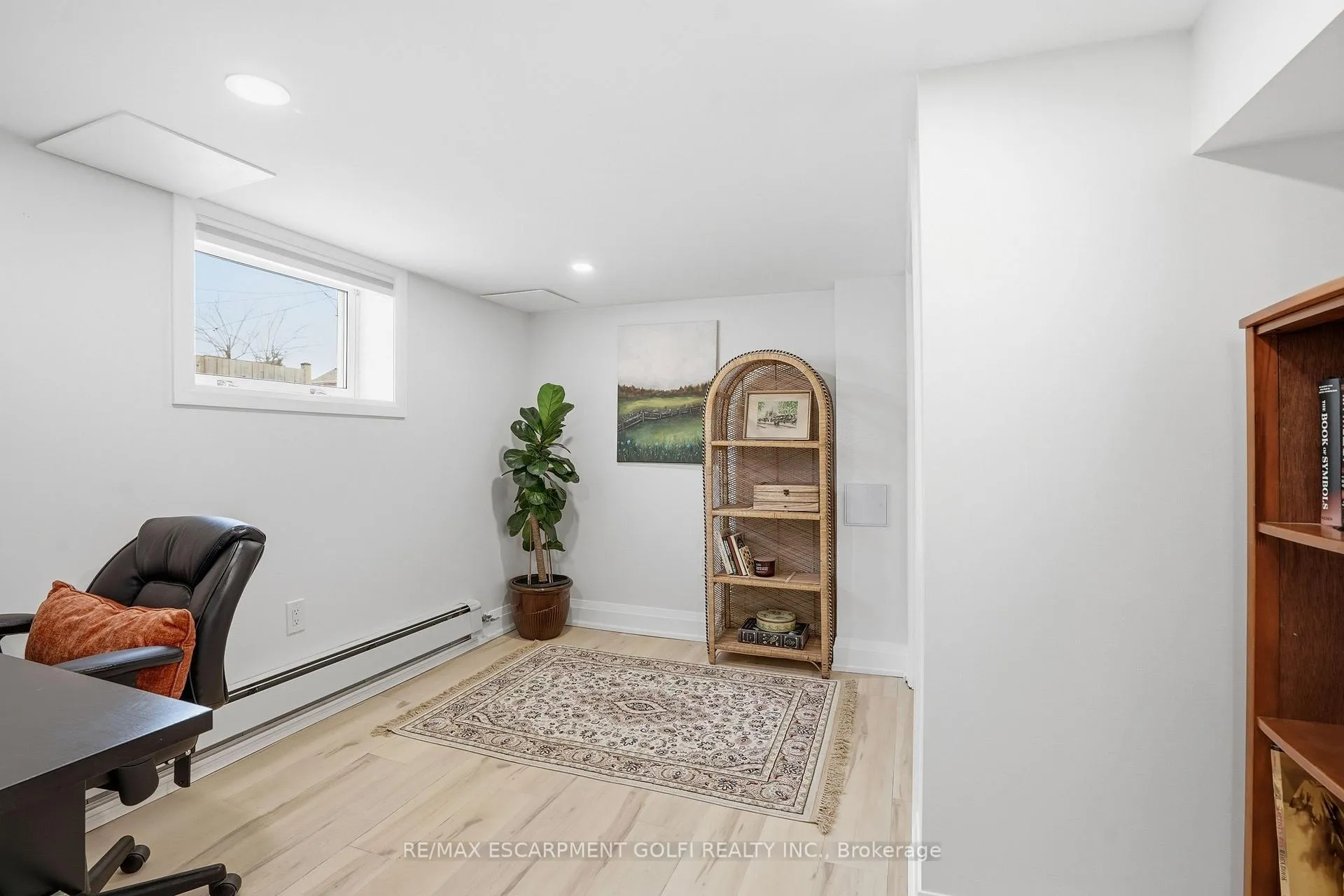 Photo 20 of 45 Battle Street, Thorold, Thorold Downtown — HOMEH