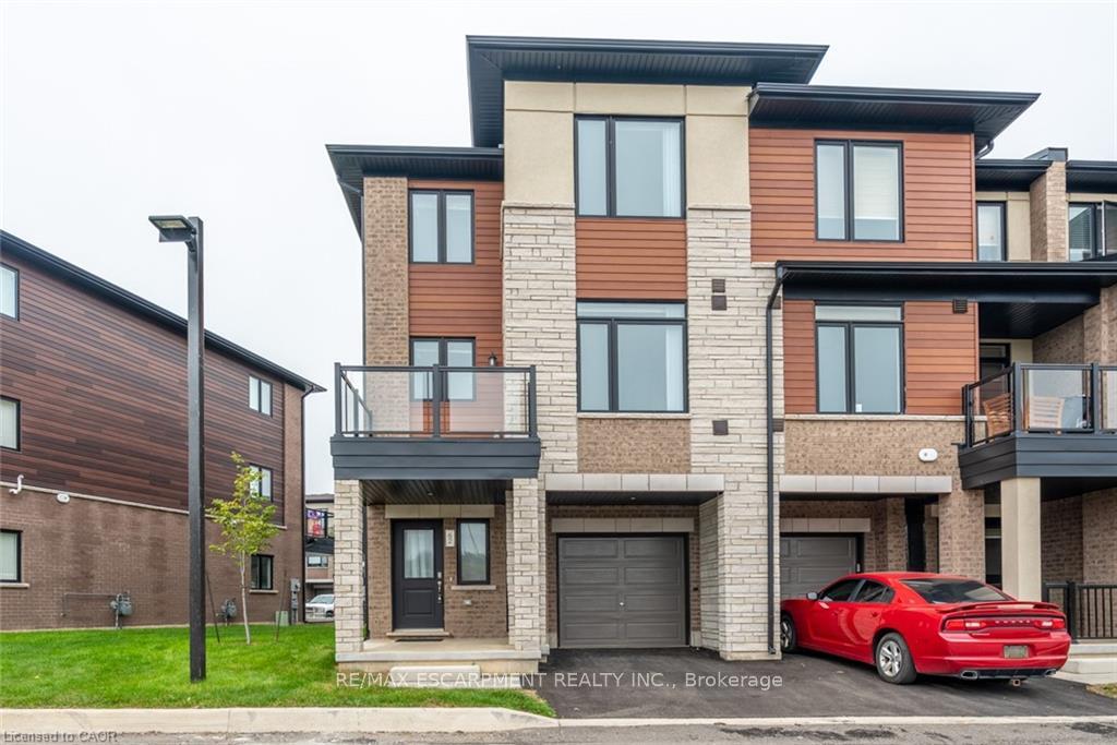 Photo 1 of Unit 62, 590 North Service Road, Hamilton, Lakeshore — HOMEH