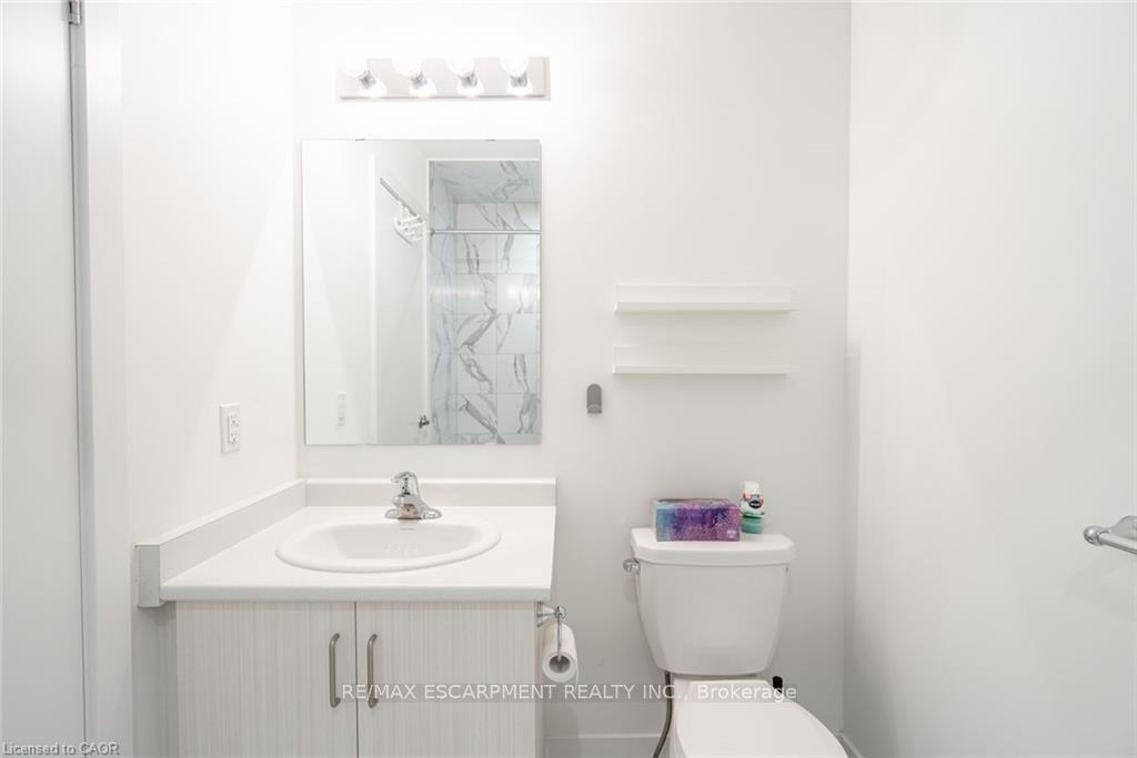 Photo 21 of Unit 62, 590 North Service Road, Hamilton, Lakeshore — HOMEH