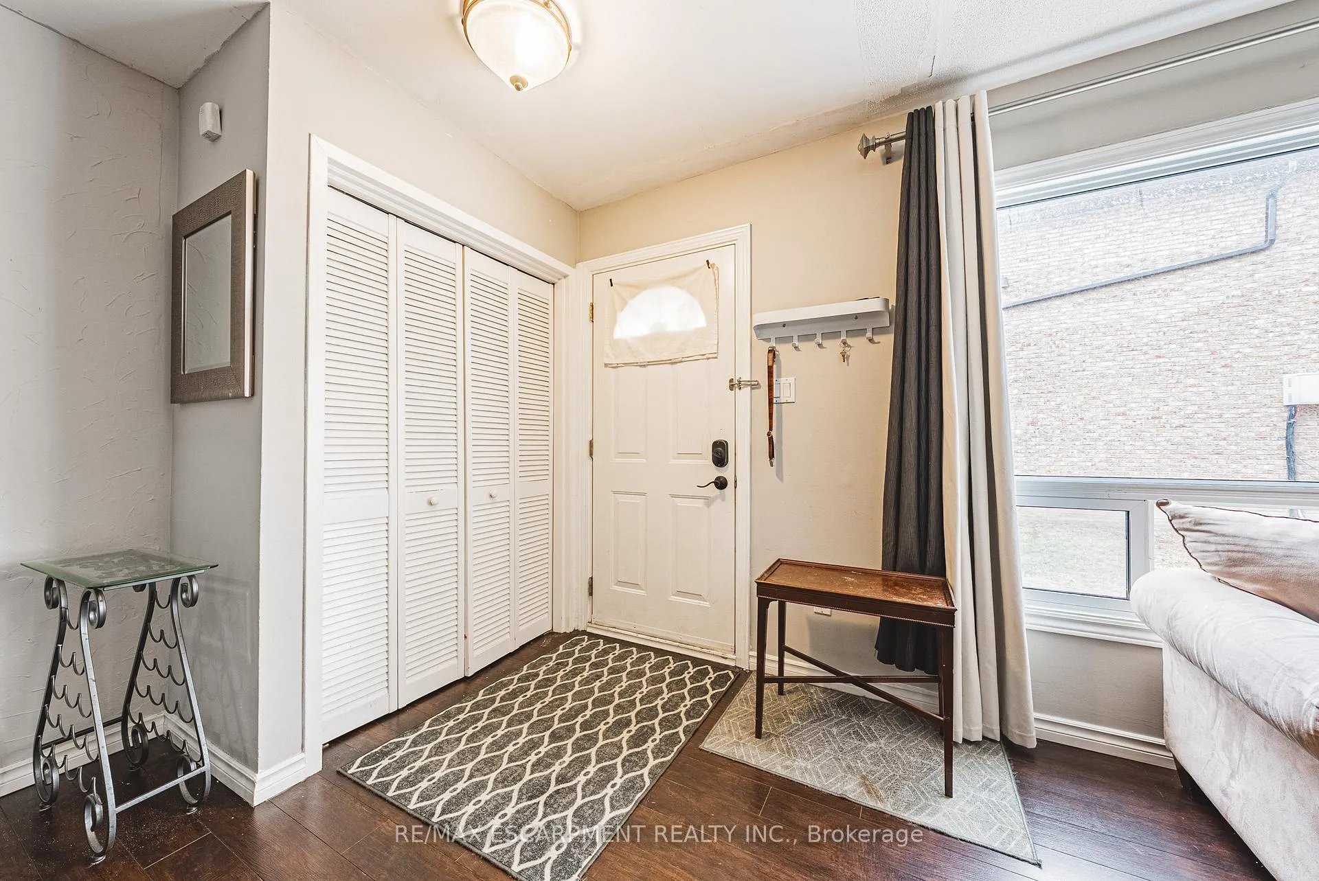 Photo 3 of 38 Glenburn Court, Hamilton, Riverdale — HOMEH