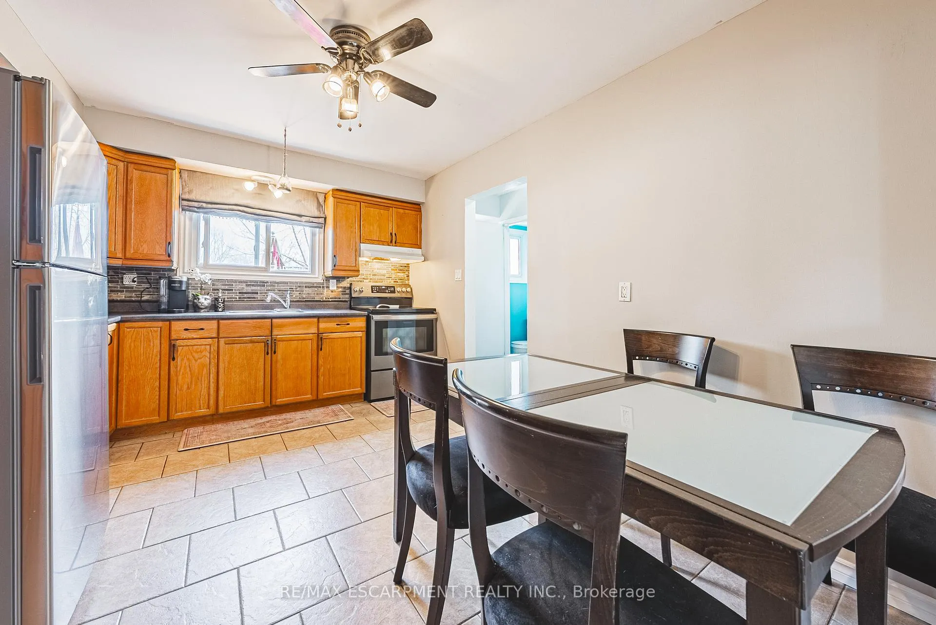 Photo 7 of 38 Glenburn Court, Hamilton, Riverdale — HOMEH