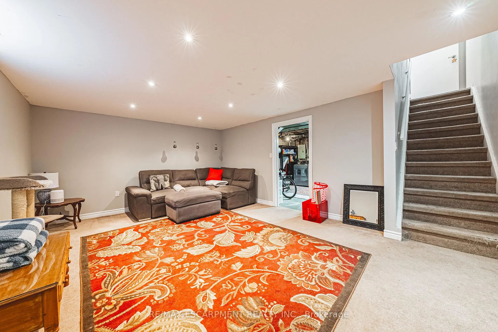 Photo 18 of 38 Glenburn Court, Hamilton, Riverdale — HOMEH