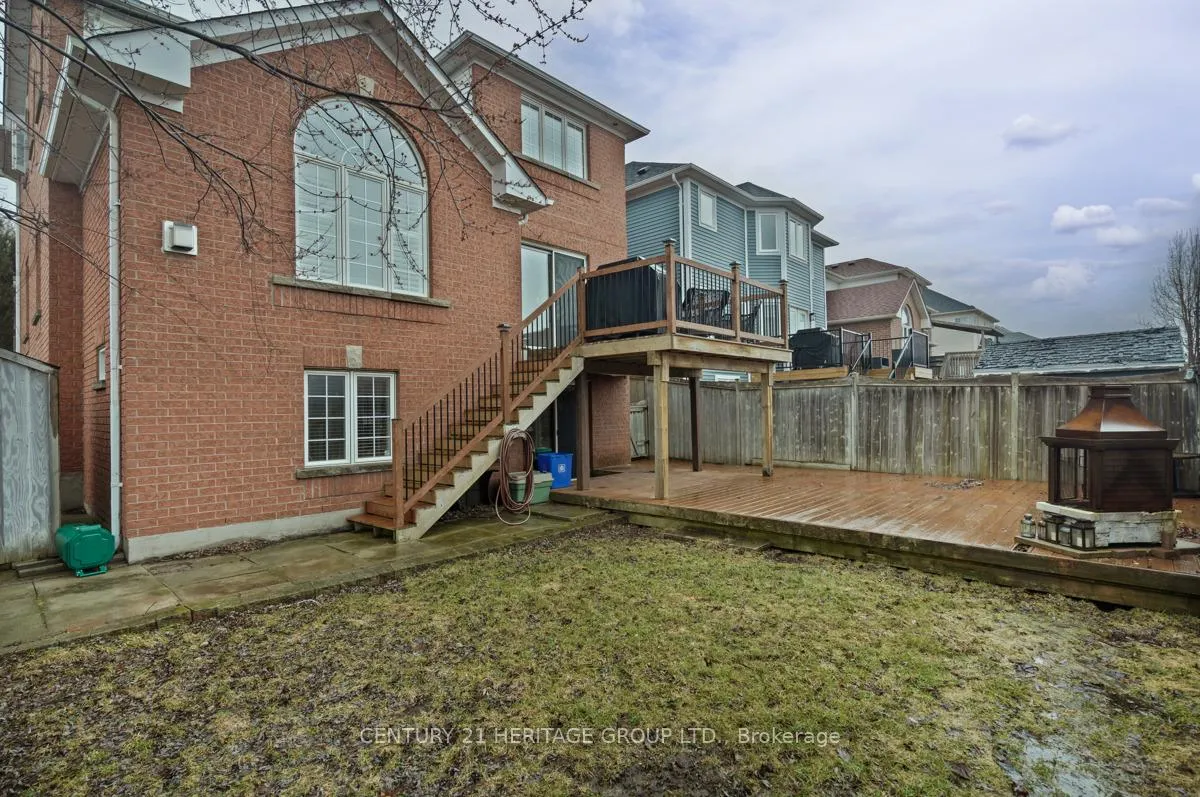 Photo 35 of 33 Silverstone Crescent, Georgina, Keswick South — HOMEH