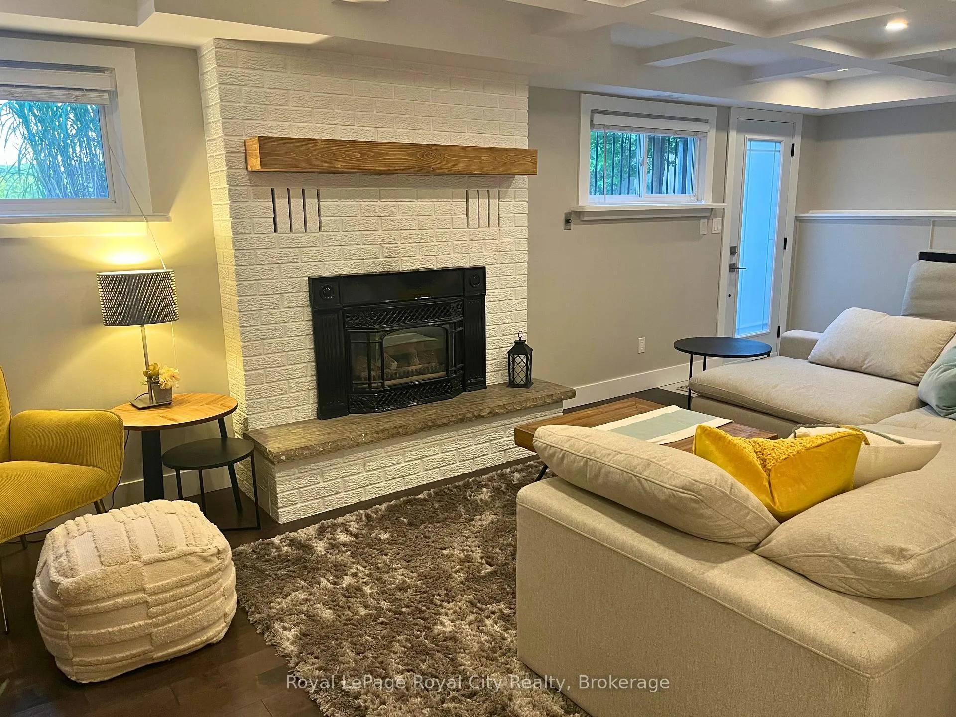 Photo 5 of Unit LOWER, 282 West Acres Drive, Guelph, Willow West/Sugarbush/West Acres — HOMEH
