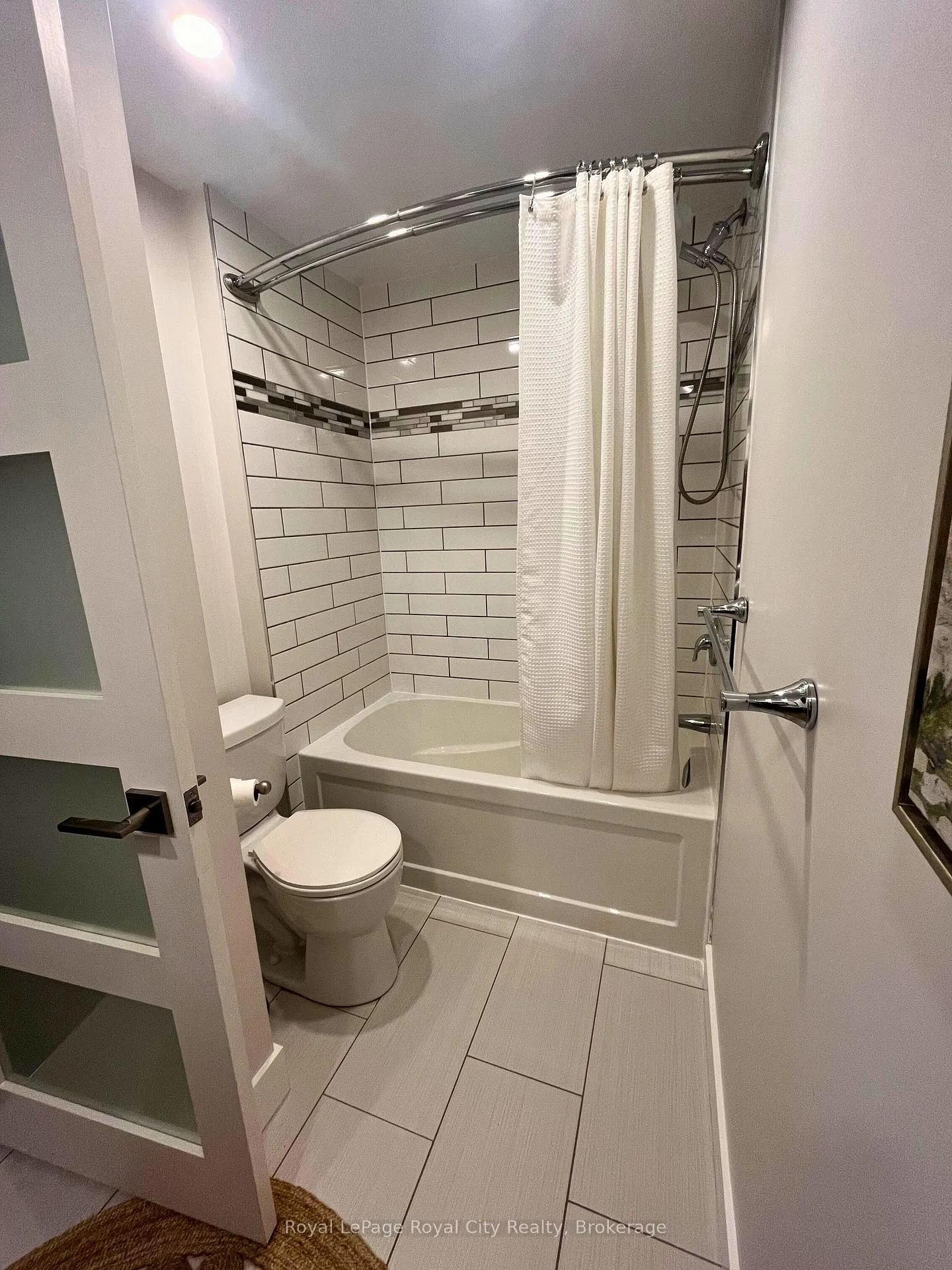 Photo 13 of Unit LOWER, 282 West Acres Drive, Guelph, Willow West/Sugarbush/West Acres — HOMEH