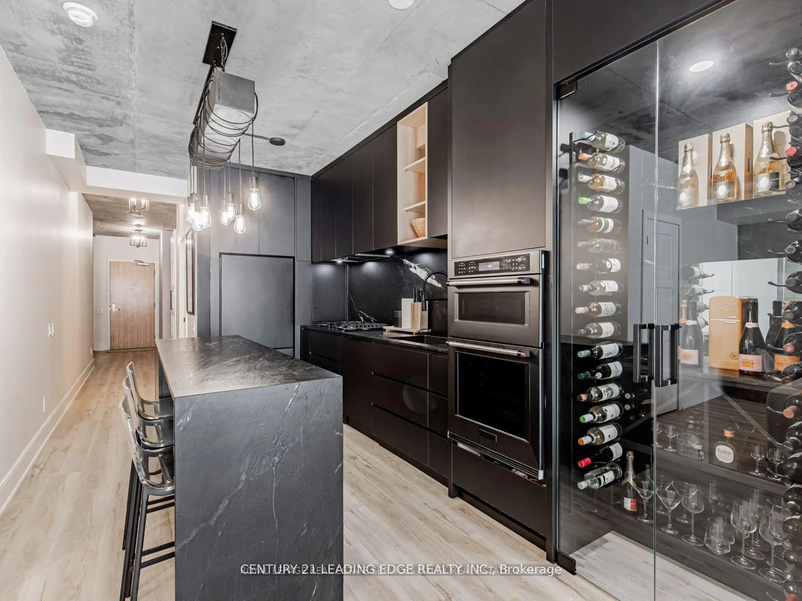 Photo 3 of Unit 515, 138 Princess Street, Toronto, Moss Park — HOMEH