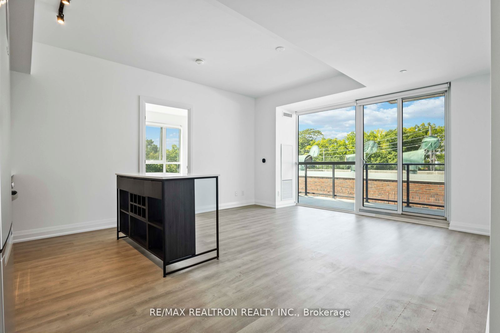 Photo 4 of Unit 316, 2369 Danforth Avenue S, Toronto, East End-Danforth — HOMEH