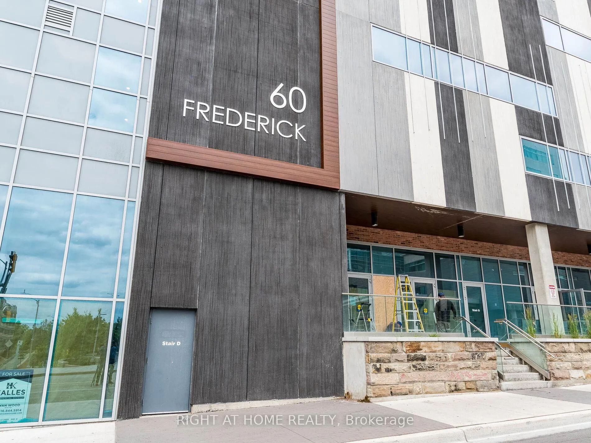 Photo 3 of Unit 1409, 60 Frederick Street, Kitchener — HOMEH