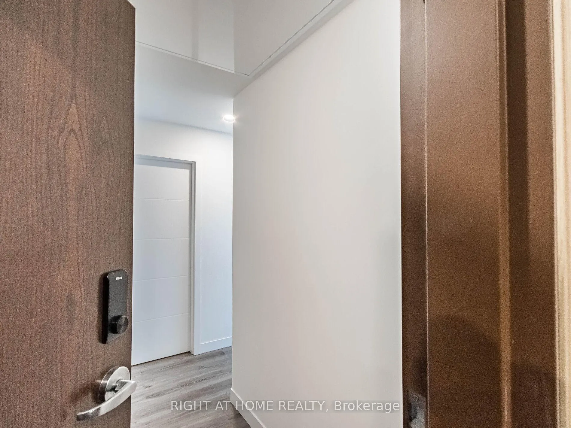 Photo 8 of Unit 1409, 60 Frederick Street, Kitchener — HOMEH