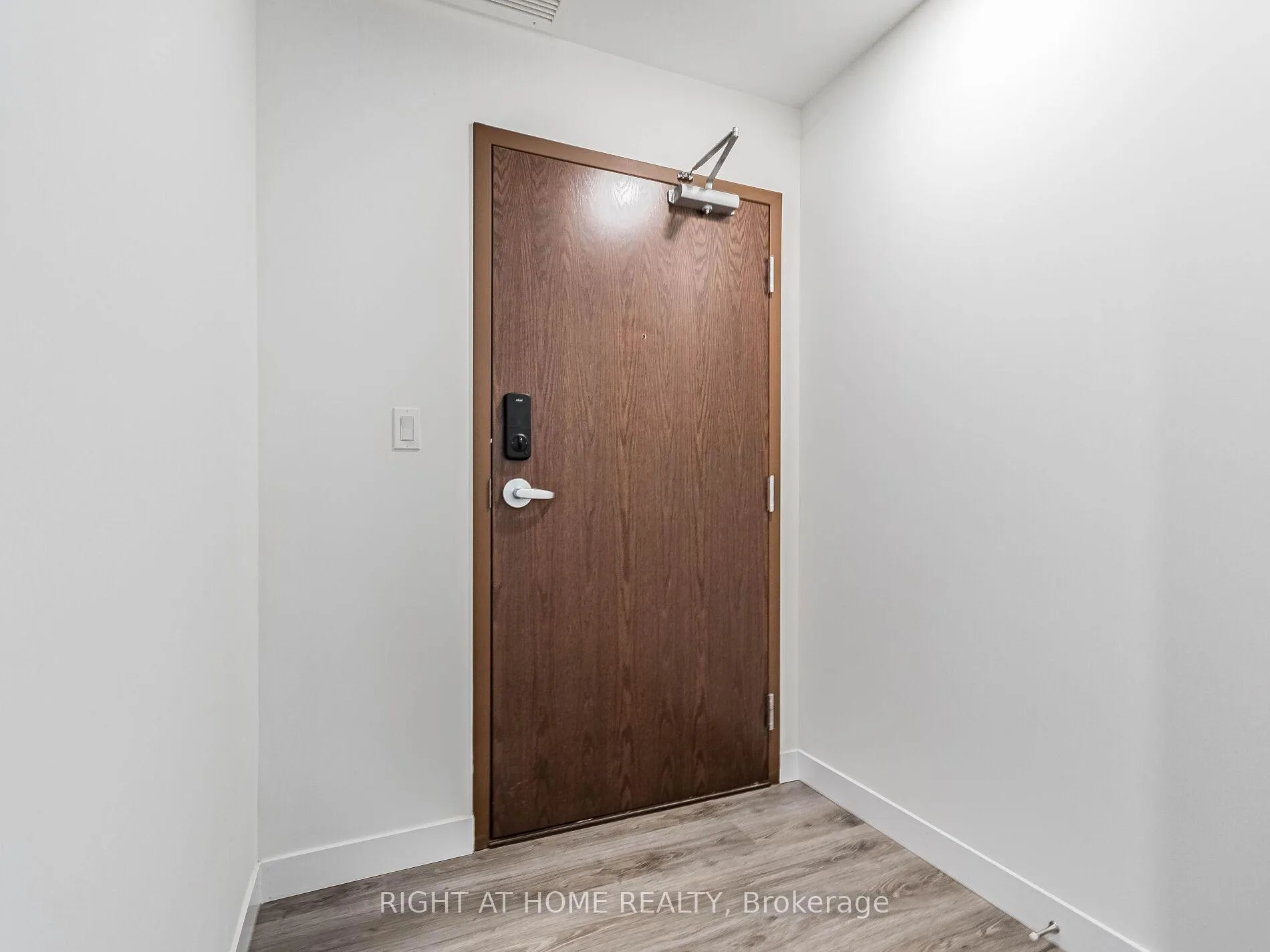 Photo 9 of Unit 1409, 60 Frederick Street, Kitchener — HOMEH