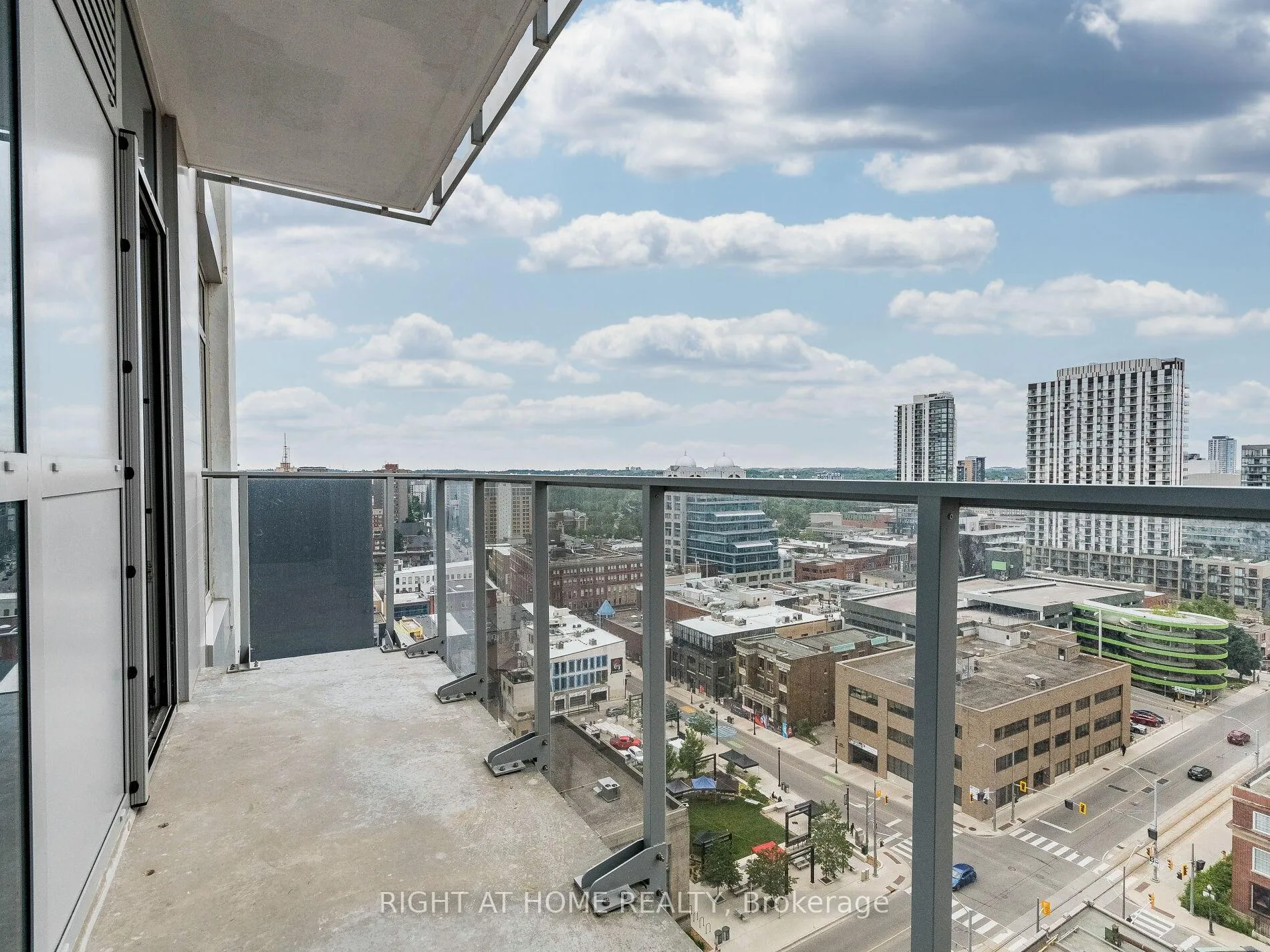 Photo 39 of Unit 1409, 60 Frederick Street, Kitchener — HOMEH