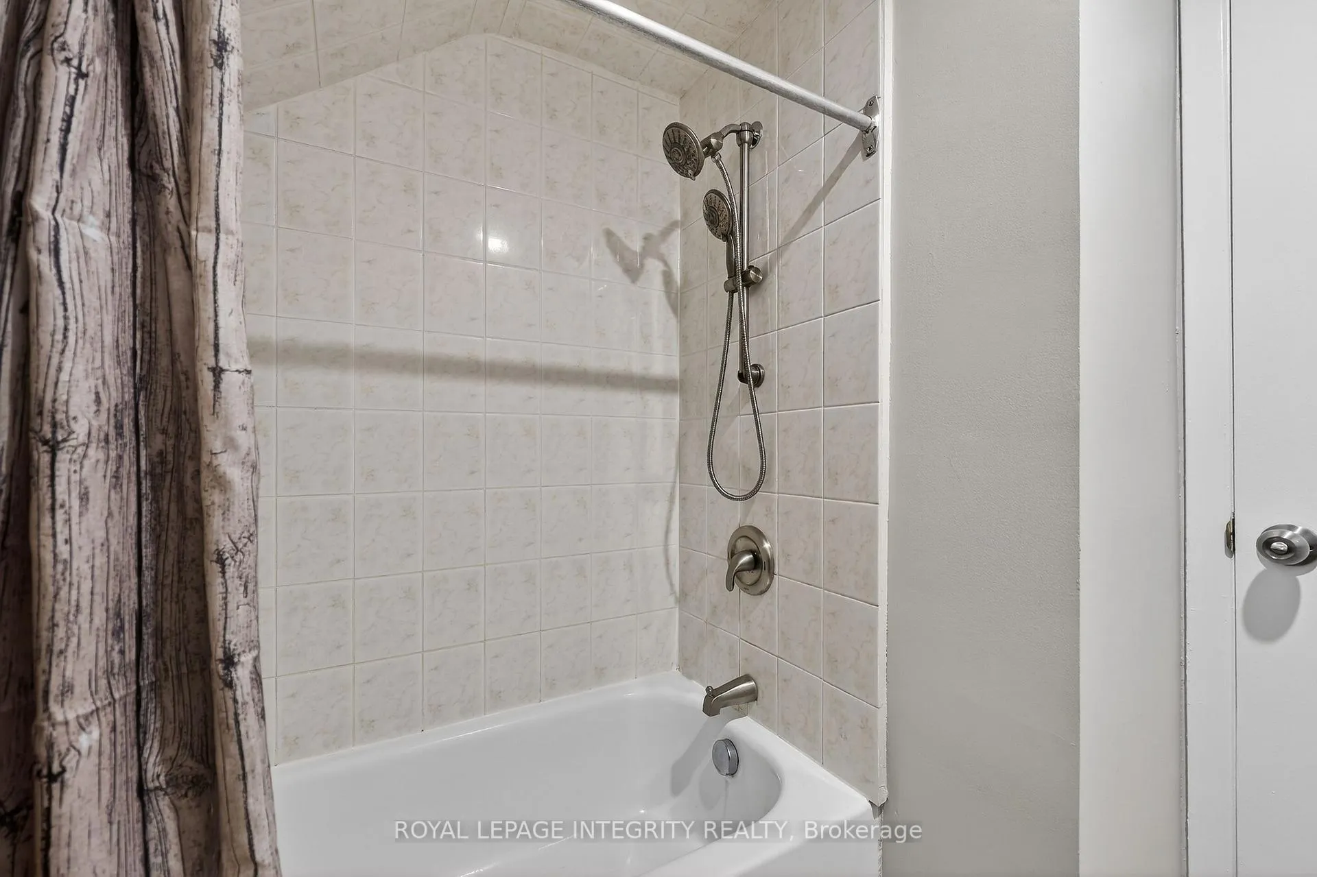 Photo 22 of 5508 Lion Street, Ottawa, Osgoode — HOMEH