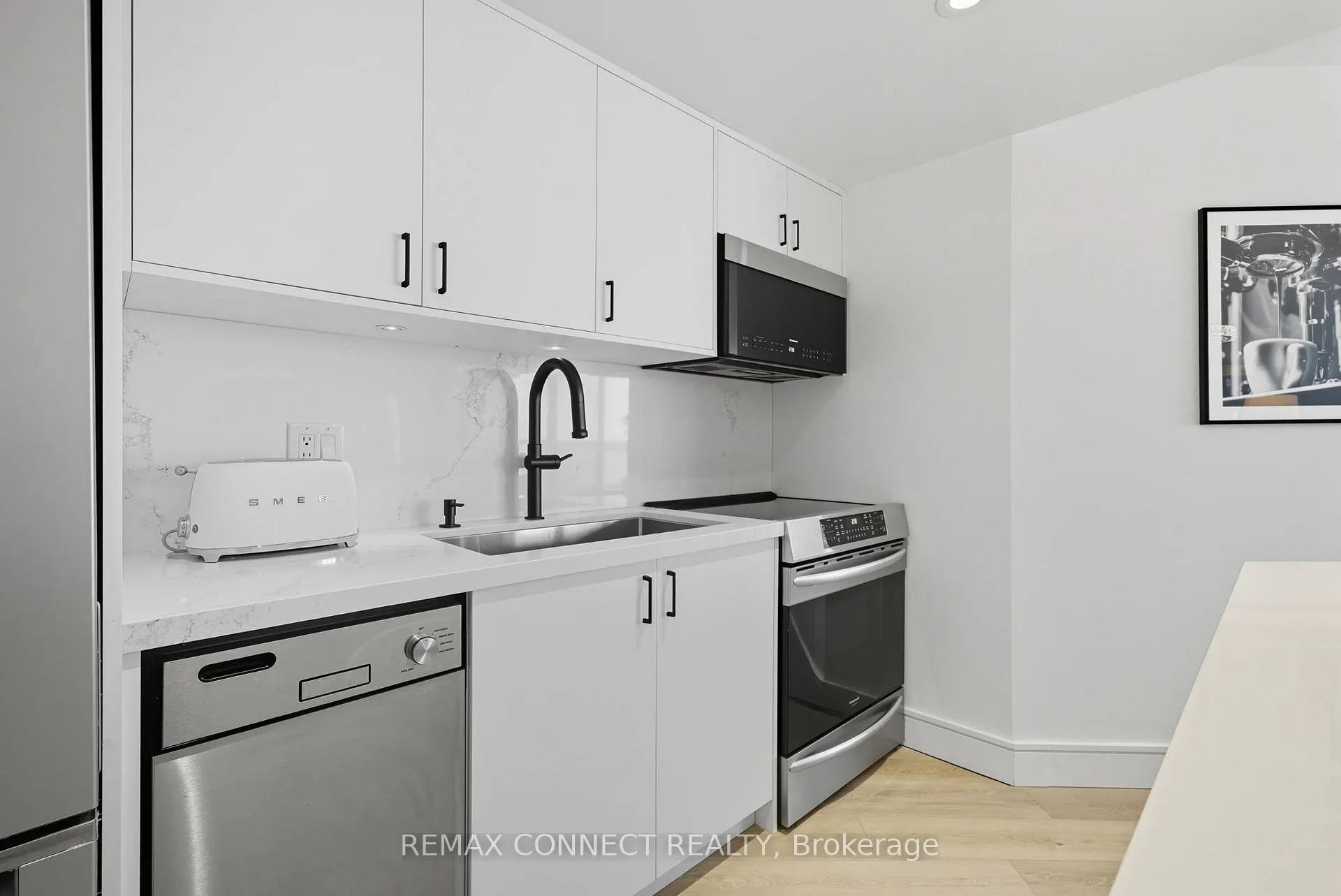 Photo 15 of Unit 1504, 208 Queens Quay W, Toronto, Waterfront Communities — HOMEH