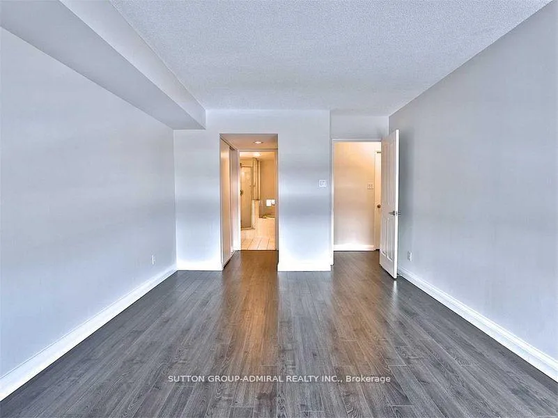 Photo 14 of Unit 1412, 120 Promenade Circle, Vaughan, Brownridge — HOMEH