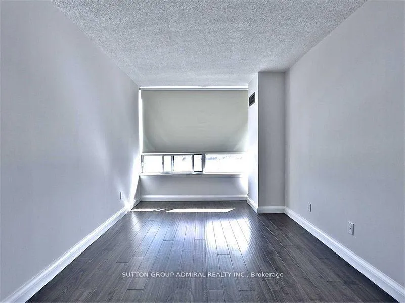 Photo 17 of Unit 1412, 120 Promenade Circle, Vaughan, Brownridge — HOMEH