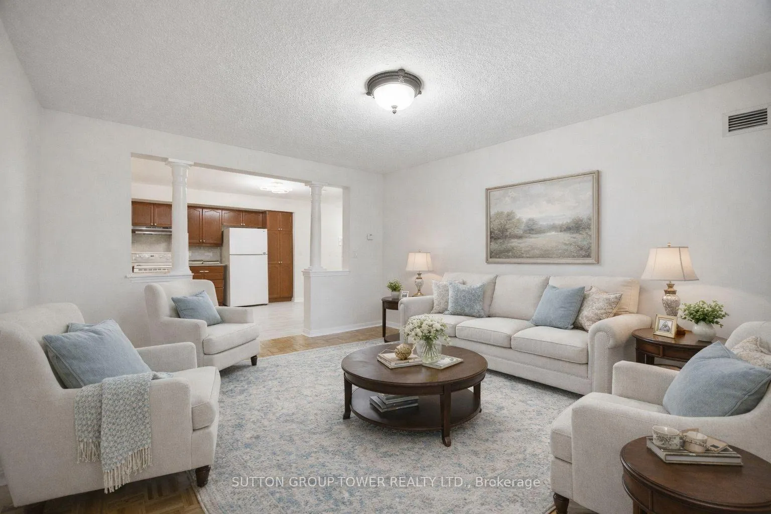 Photo 16 of Unit 408, 2500 Rutherford Road N, Vaughan, Maple — HOMEH