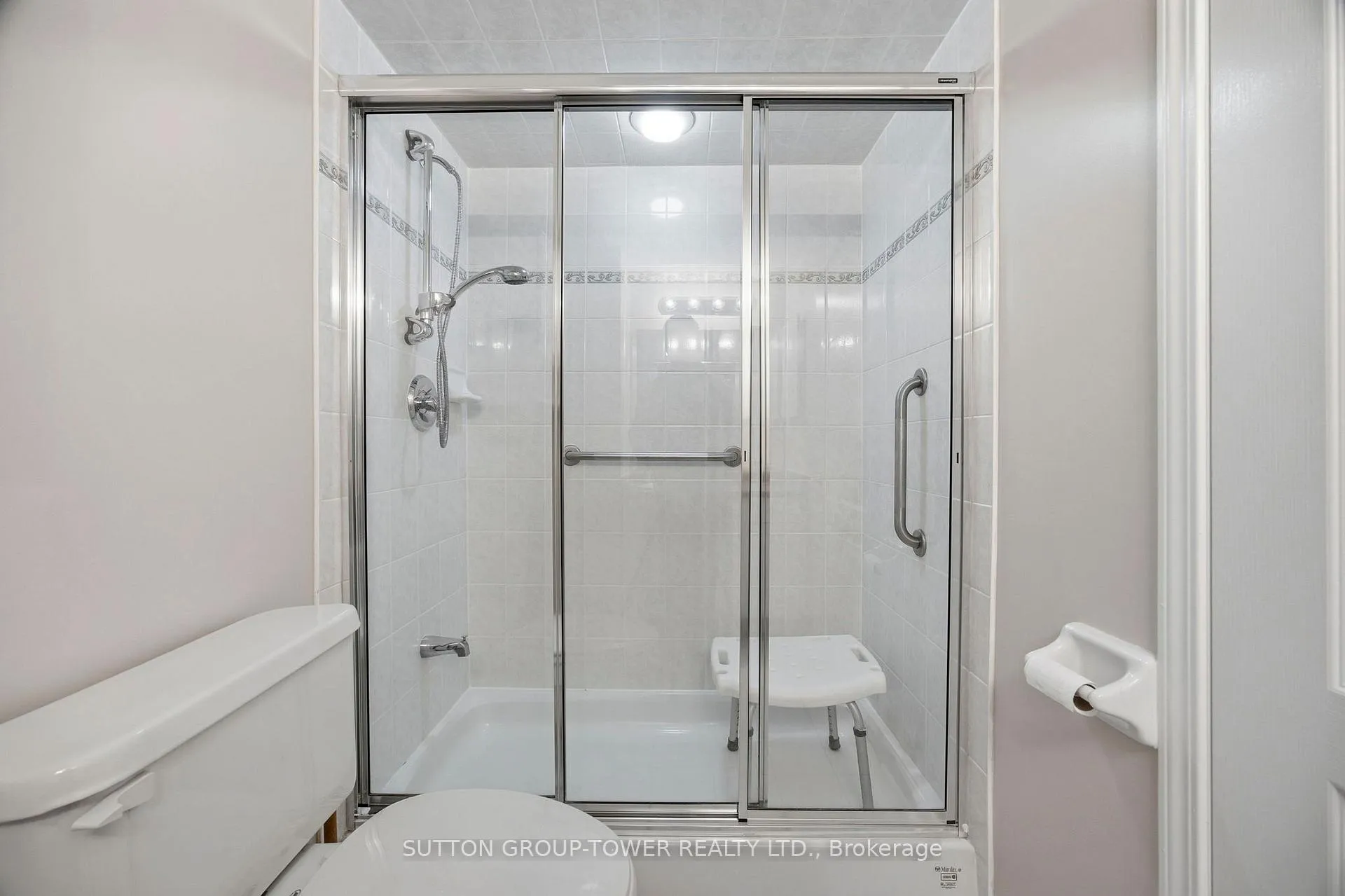 Photo 29 of Unit 408, 2500 Rutherford Road N, Vaughan, Maple — HOMEH