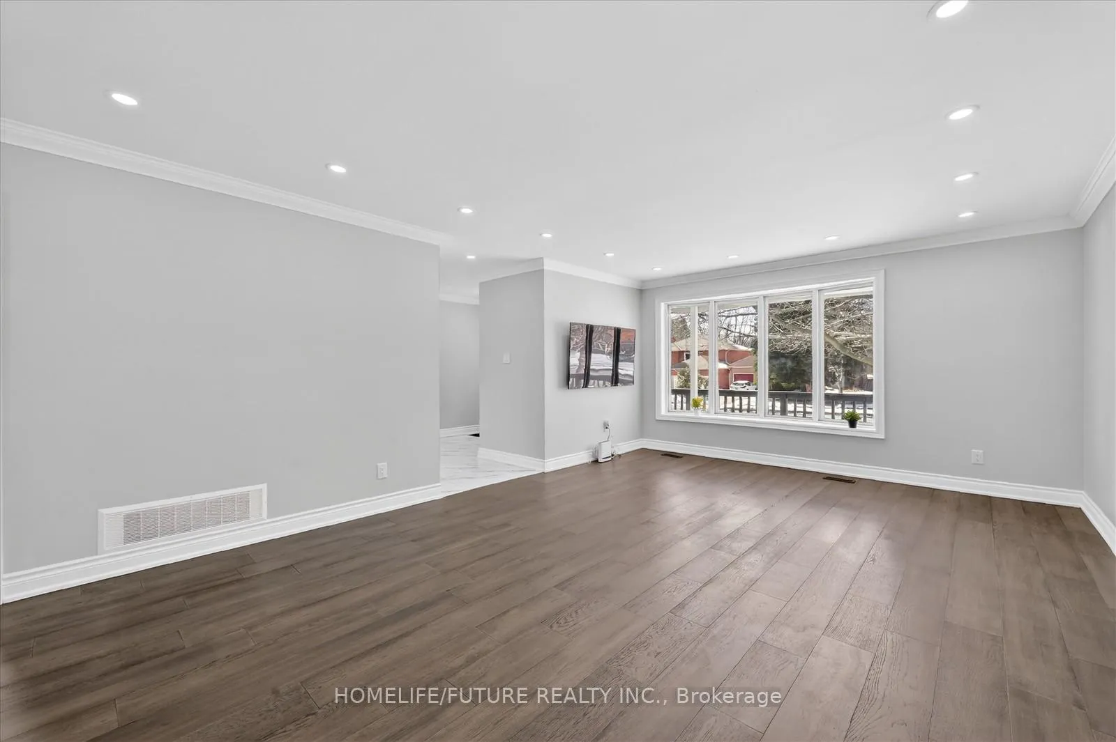 Photo 9 of 153 Centennial Road, Scarborough, Centennial Scarborough — HOMEH
