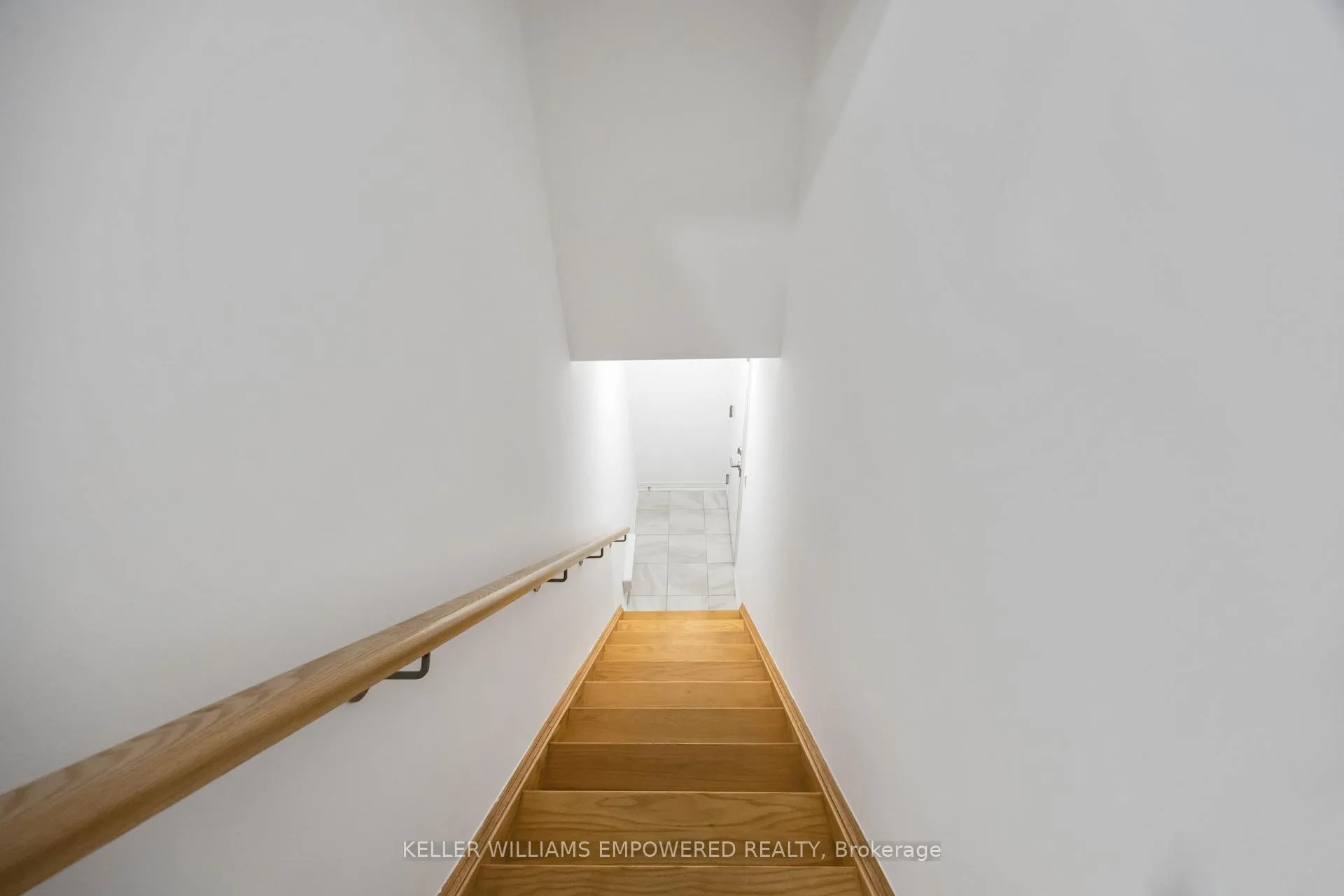 Photo 3 of Unit 7, 142 William Duncan Road, North York, Downsview-Roding-CFB — HOMEH