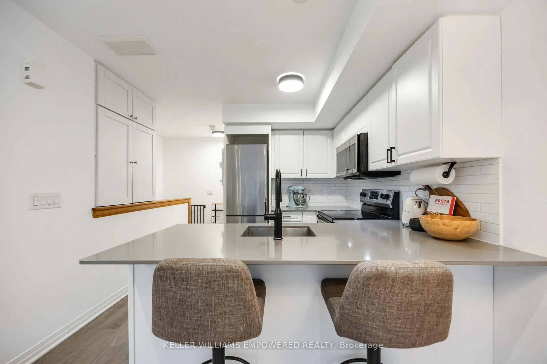 Photo 16 of Unit 7, 142 William Duncan Road, North York, Downsview-Roding-CFB — HOMEH