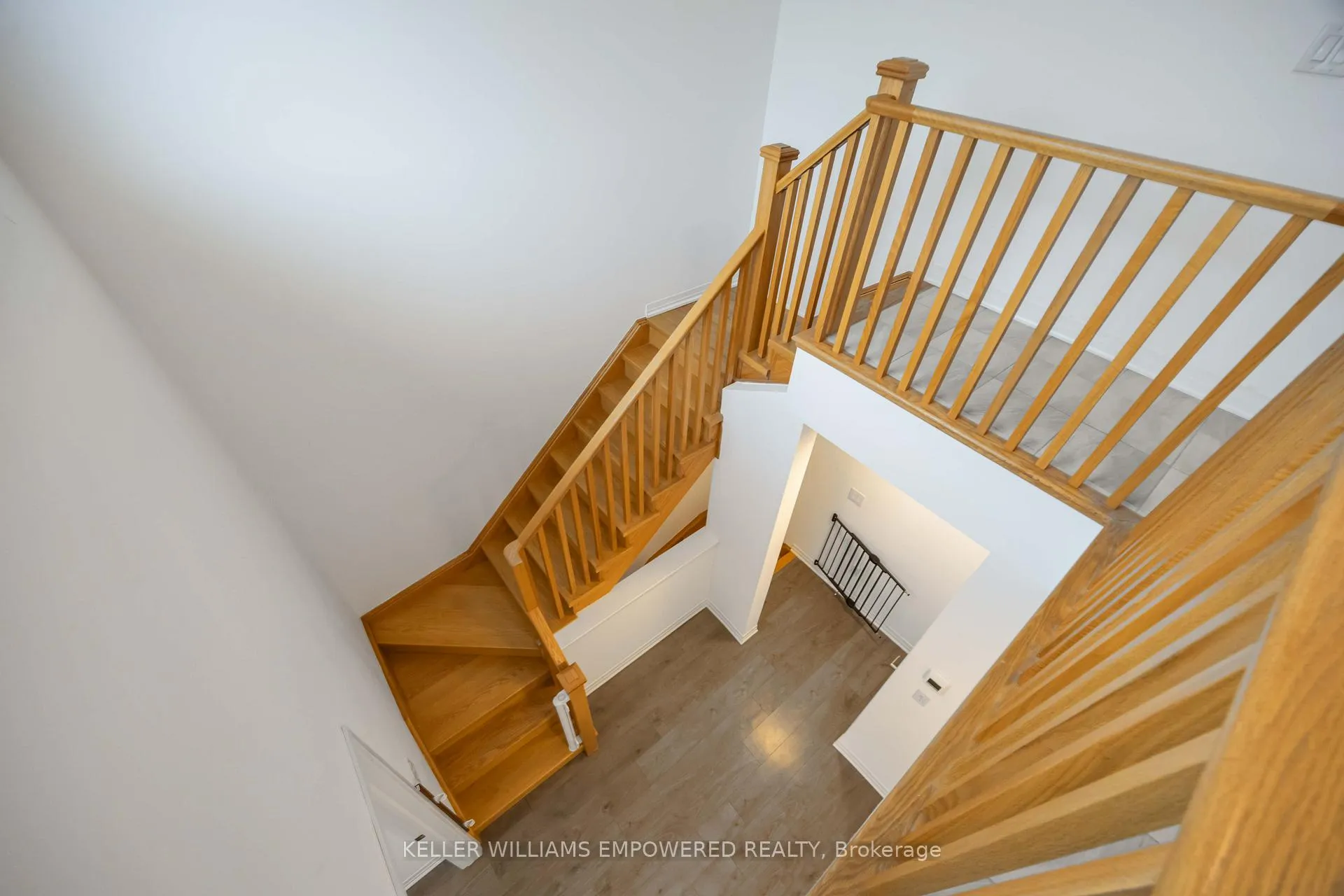 Photo 32 of Unit 7, 142 William Duncan Road, North York, Downsview-Roding-CFB — HOMEH