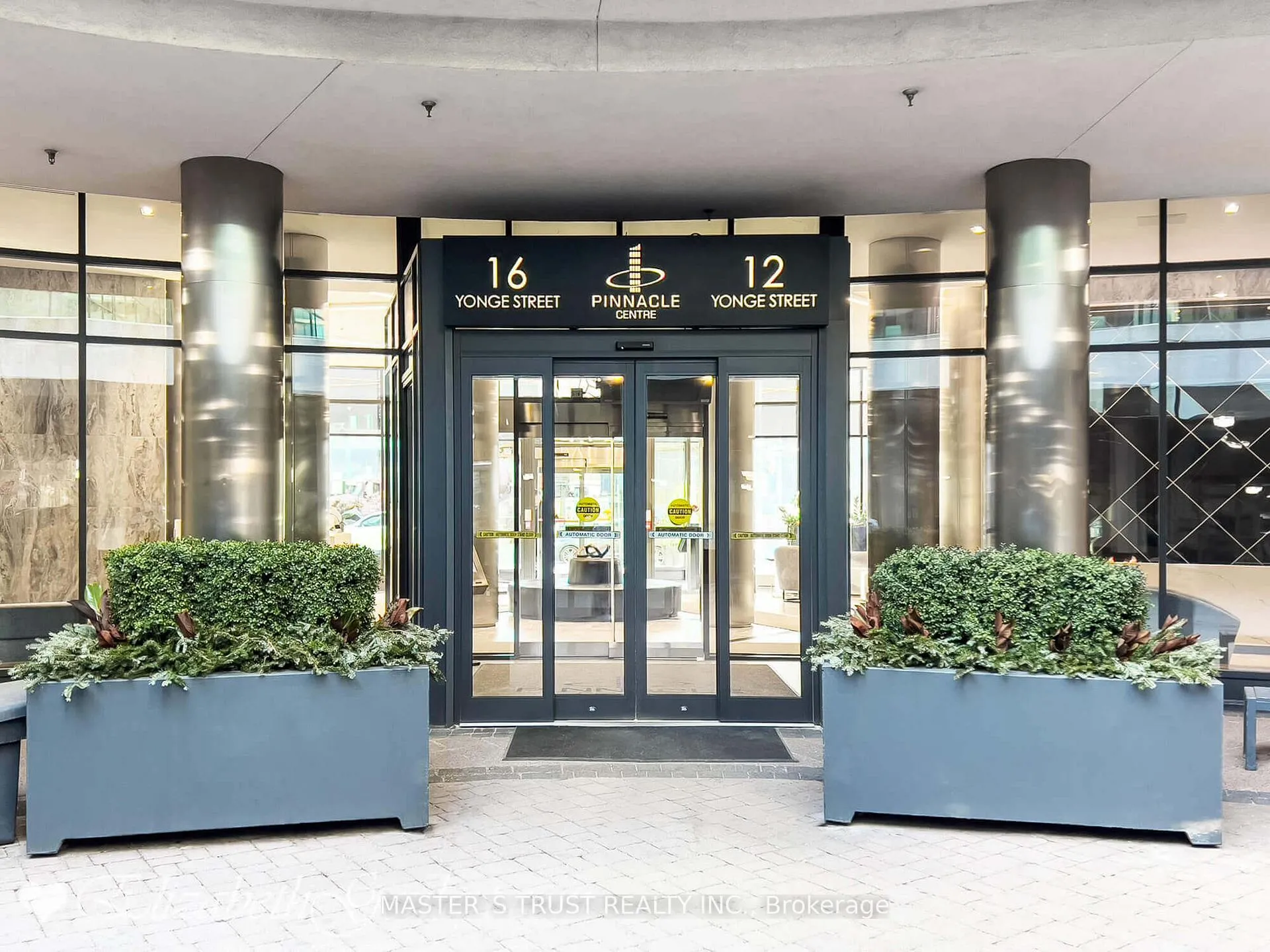 Photo 2 of Unit 3007, 16 Yonge Street, Toronto, Waterfront Communities — HOMEH