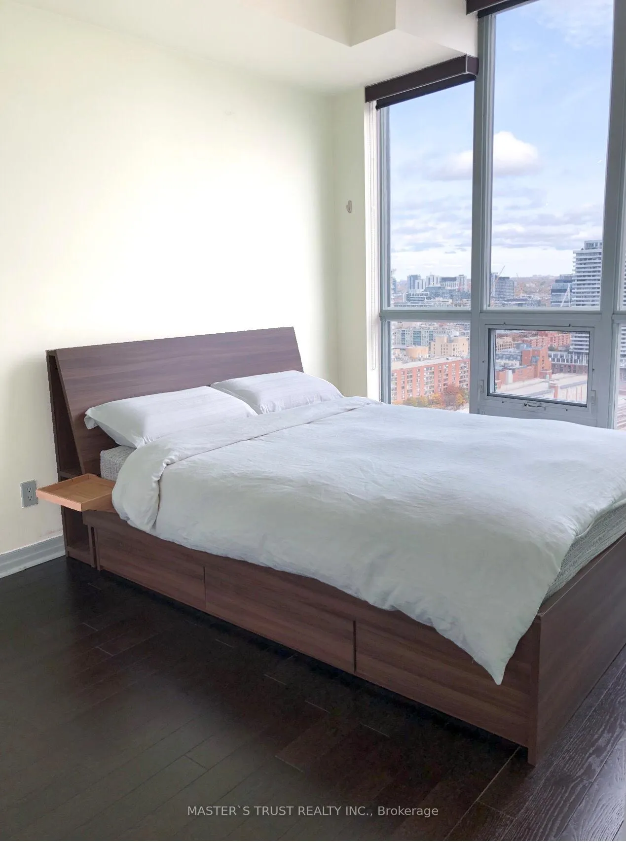 Photo 10 of Unit 3007, 16 Yonge Street, Toronto, Waterfront Communities — HOMEH