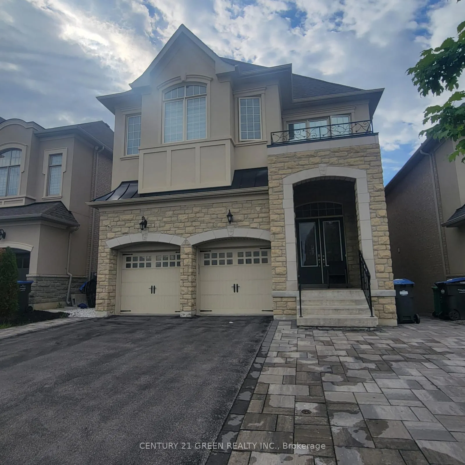 Front of Unit (Upper), 46 Black Diamond Crescent