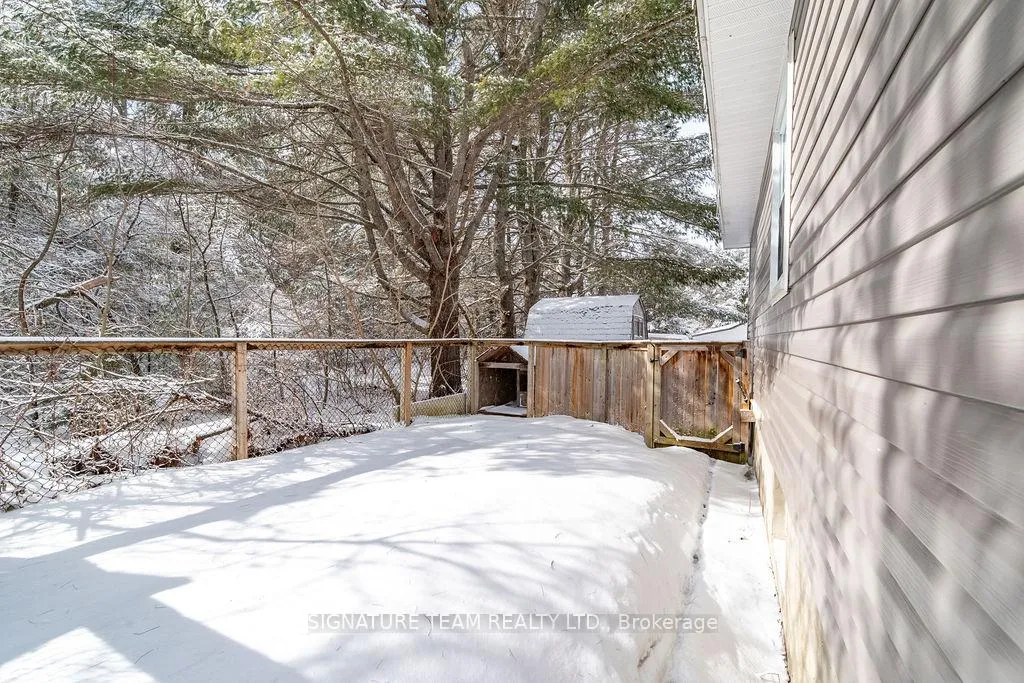 Photo 8 of 607 Airport Road, Petawawa — HOMEH