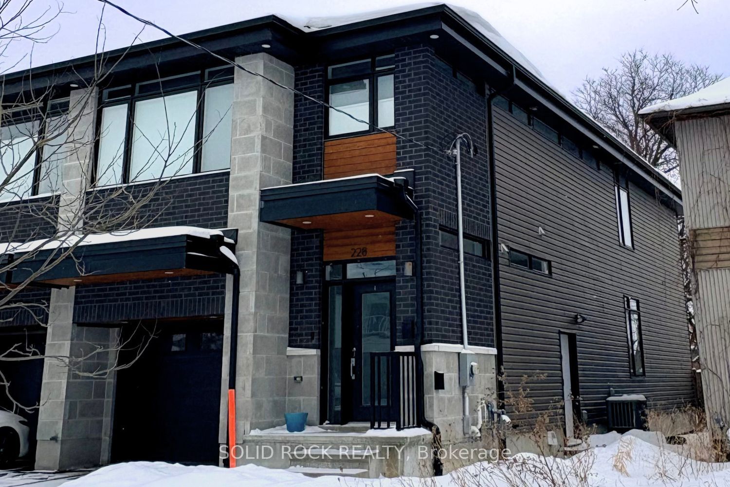 Photo 1 of Unit B, 228 Glynn Avenue, Ottawa, Overbrook/Castle Heights — HOMEH